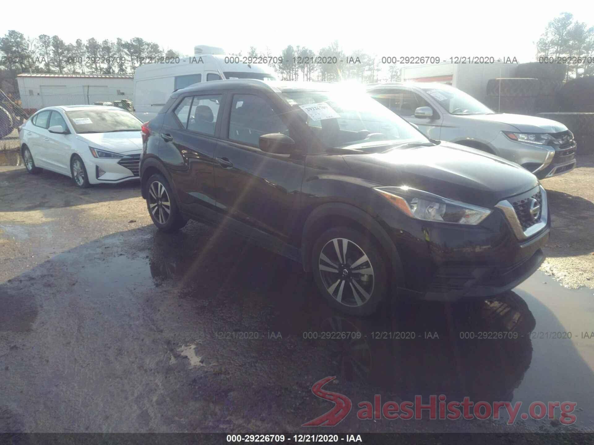 3N1CP5CU4KL560424 2019 NISSAN KICKS