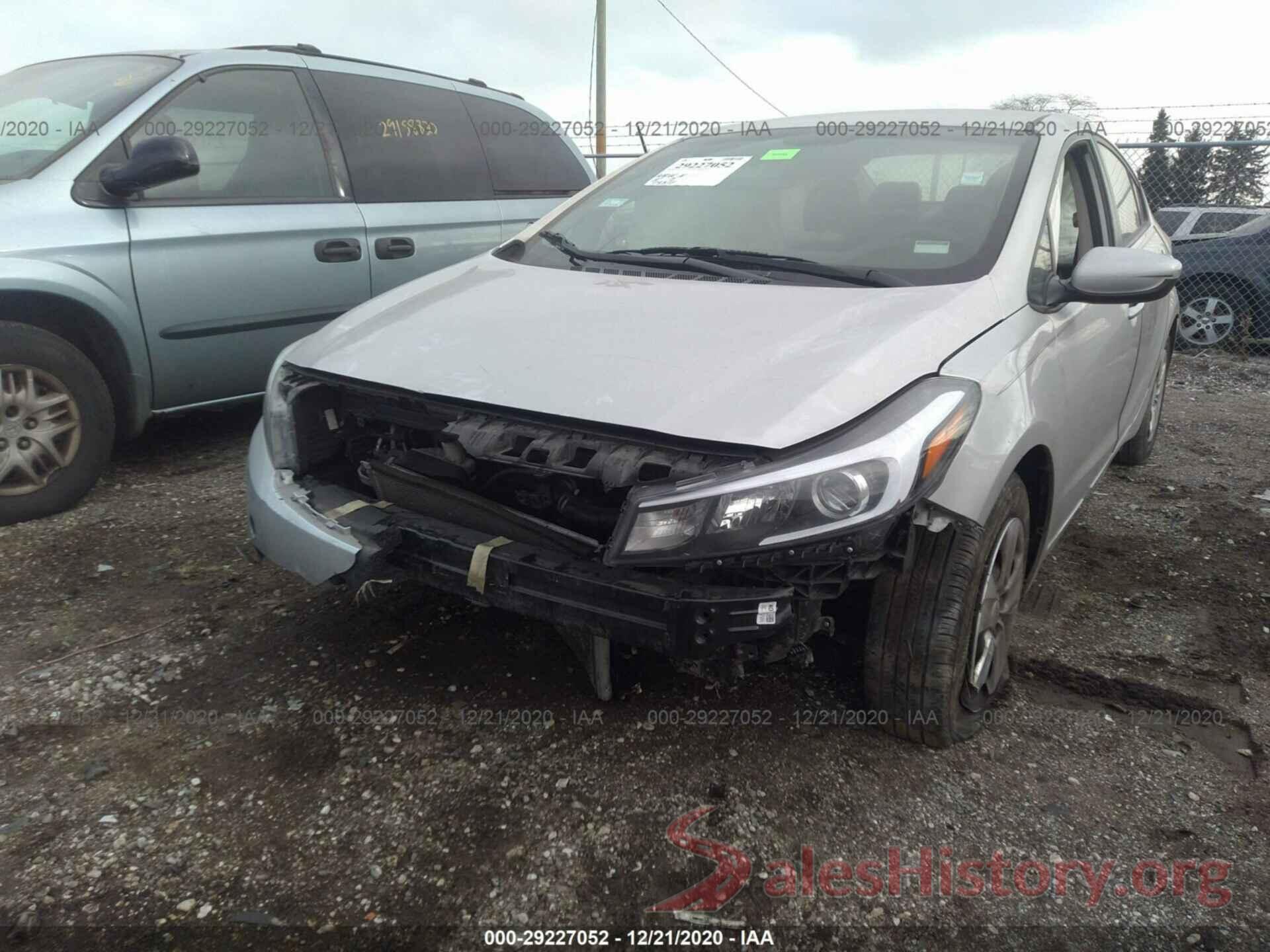 3KPFL4A75JE247348 2018 KIA FORTE