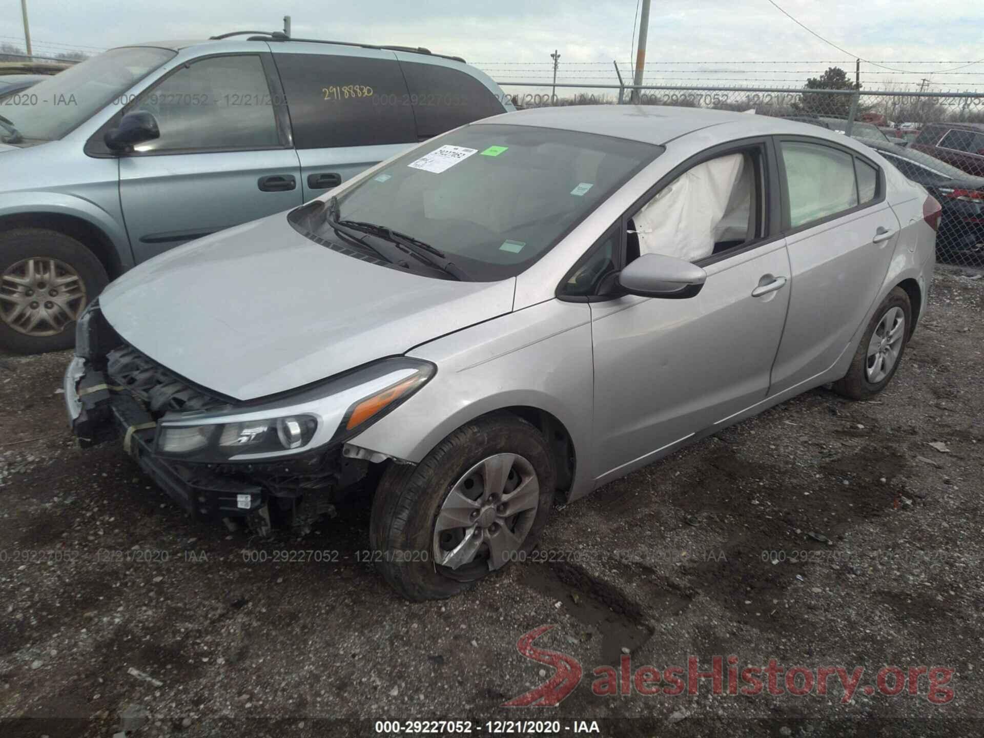 3KPFL4A75JE247348 2018 KIA FORTE