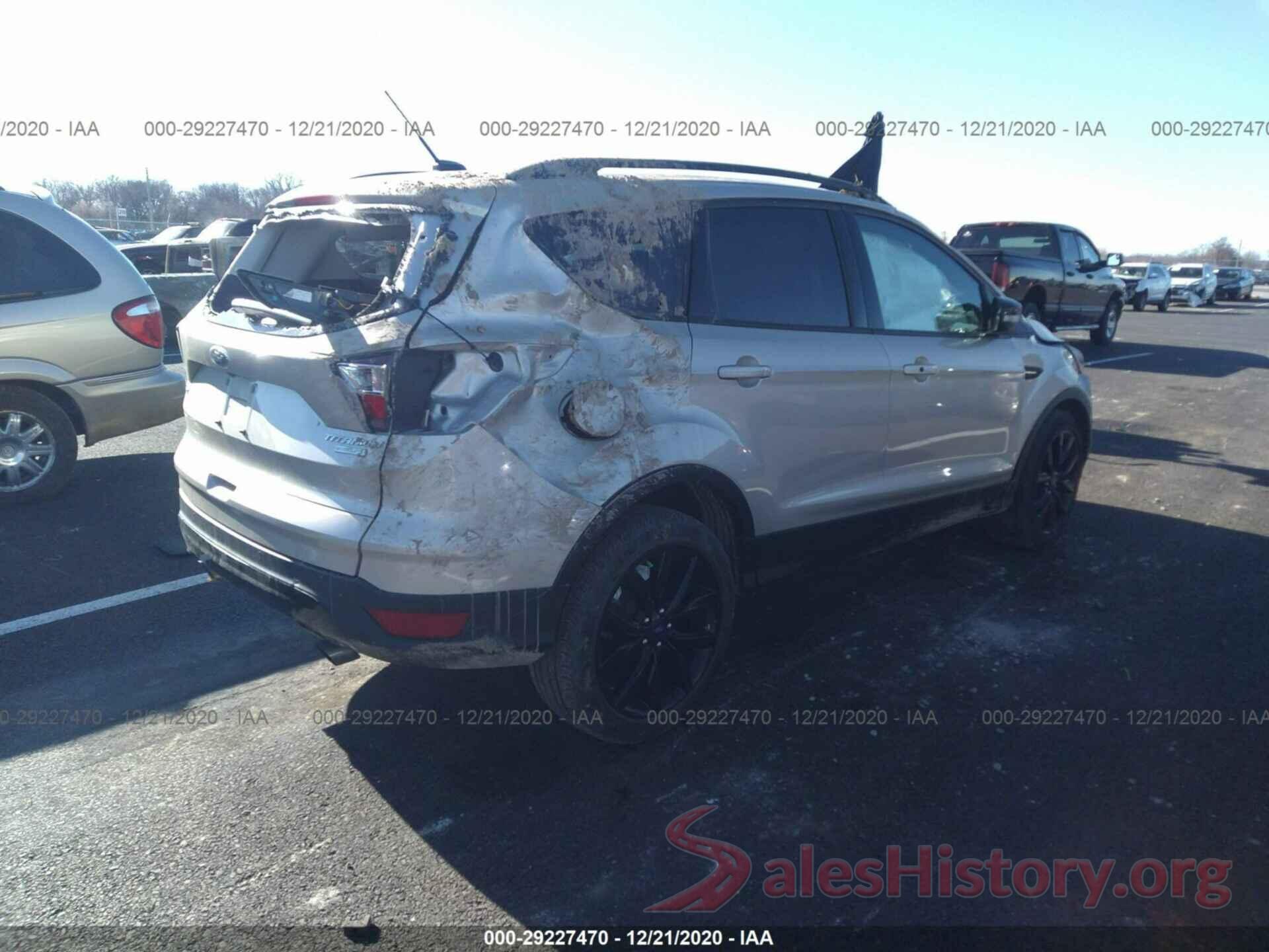 1FMCU0JD9HUD83231 2017 FORD ESCAPE