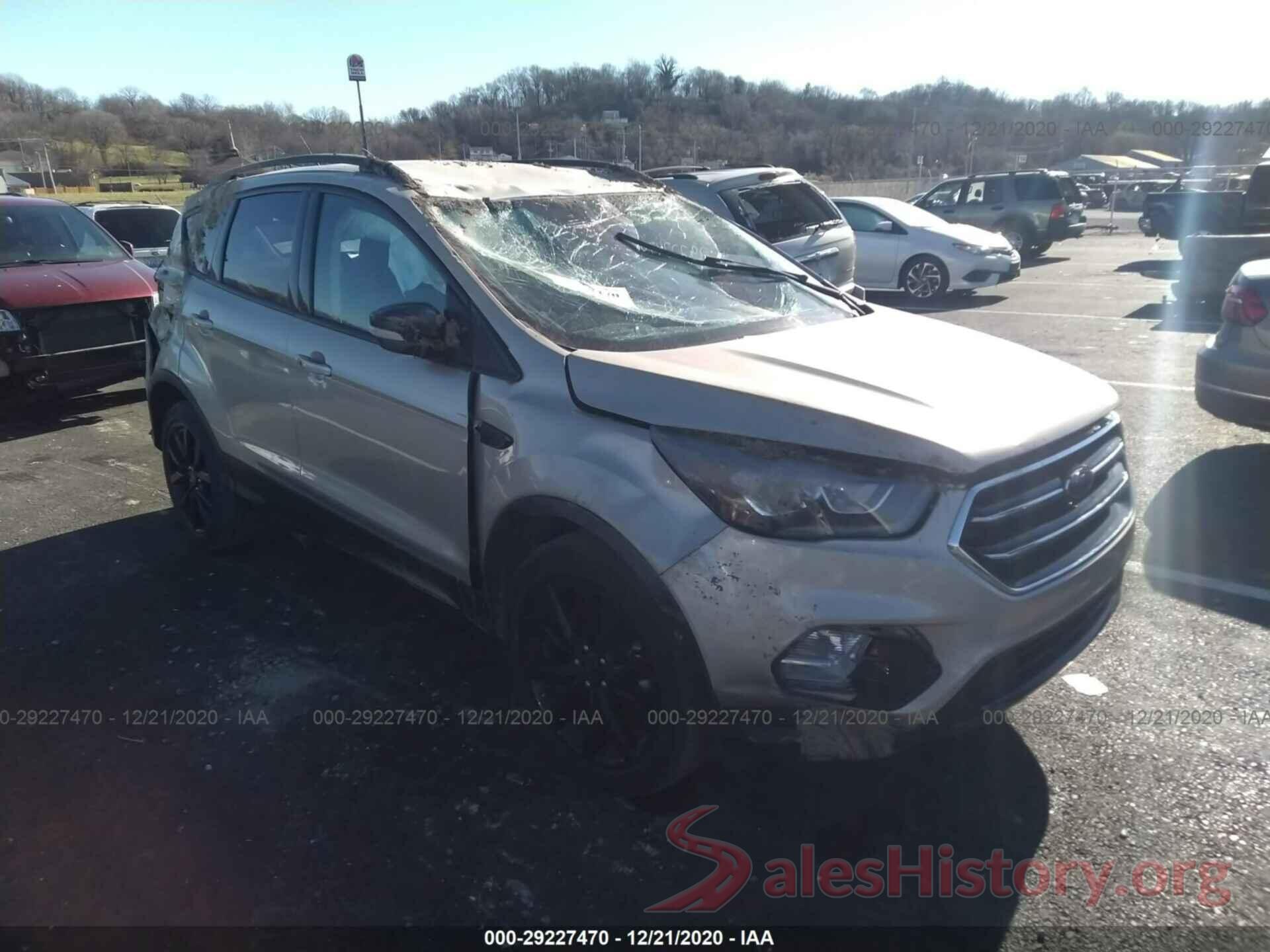 1FMCU0JD9HUD83231 2017 FORD ESCAPE