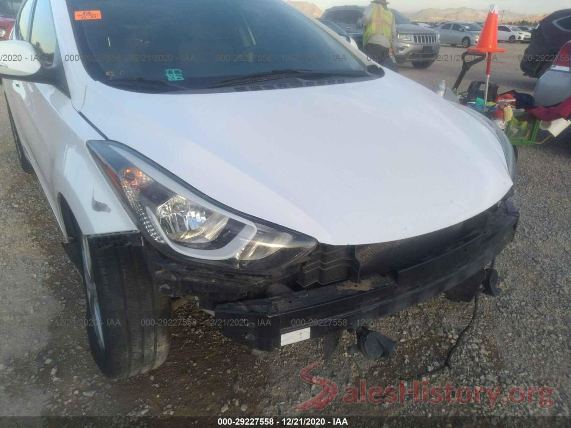 5NPDH4AE1GH763136 2016 HYUNDAI ELANTRA