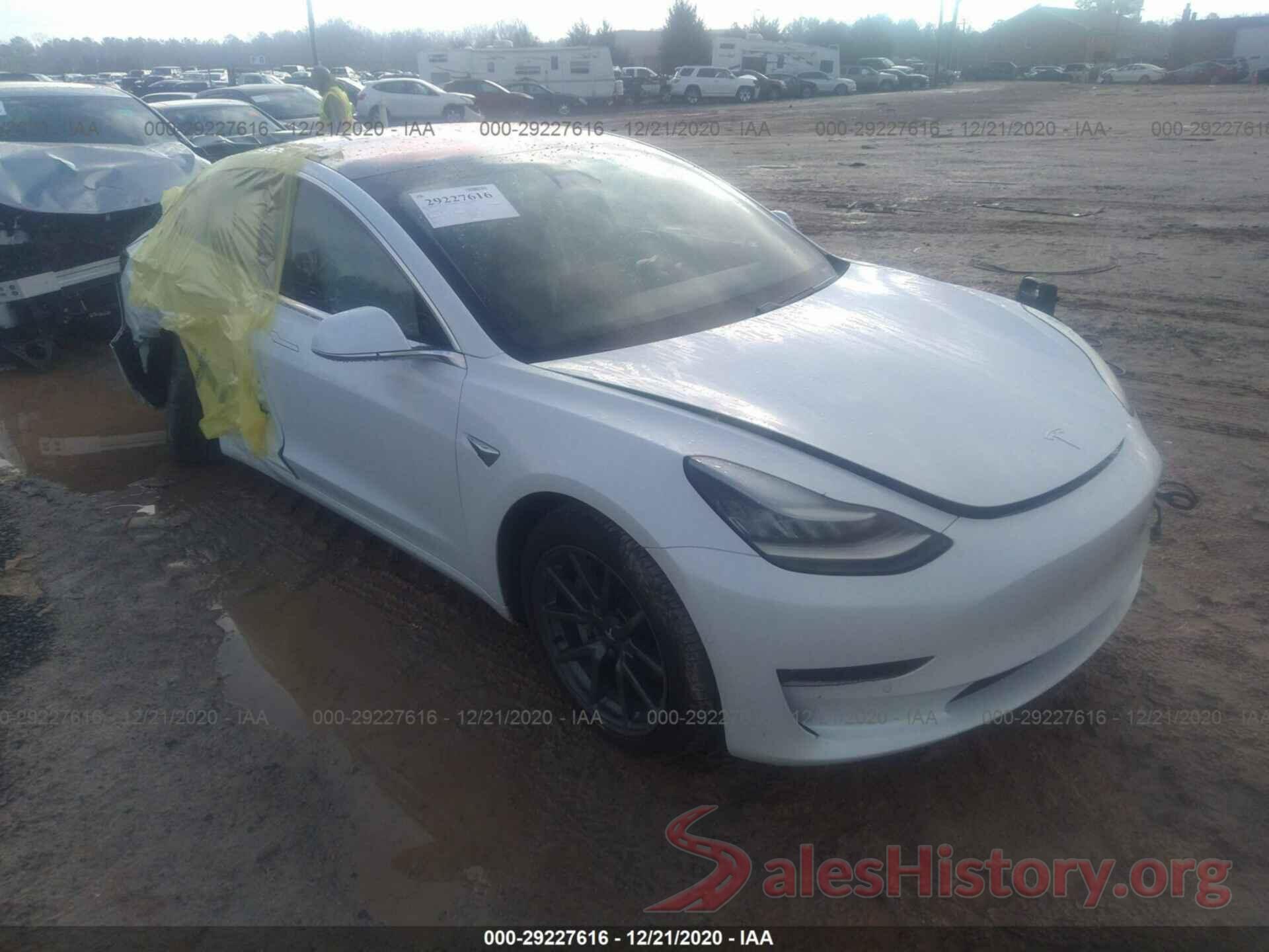 5YJ3E1EB3JF067063 2018 TESLA MODEL 3