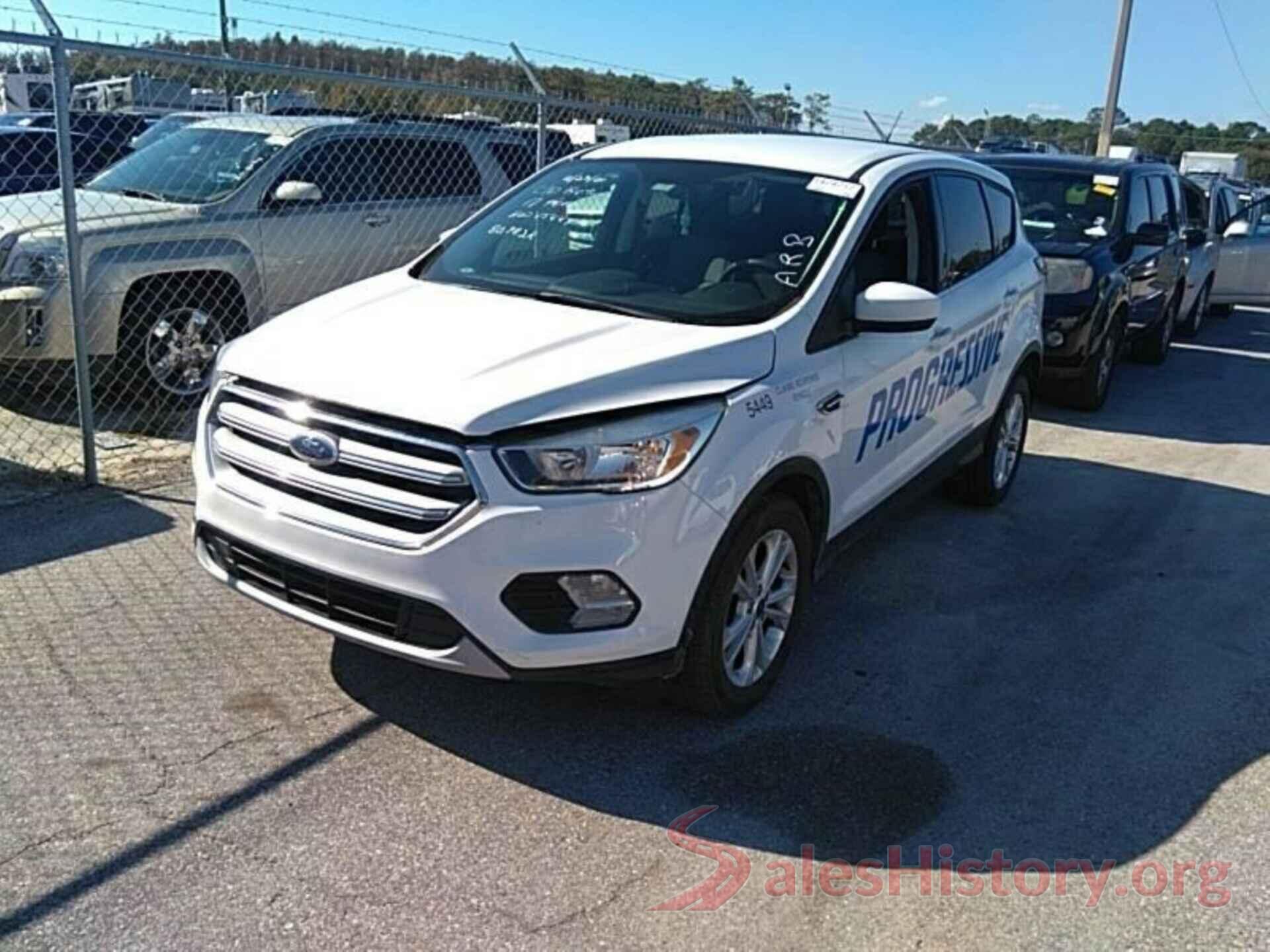 1FMCU0GD1HUD45449 2017 FORD ESCAPE