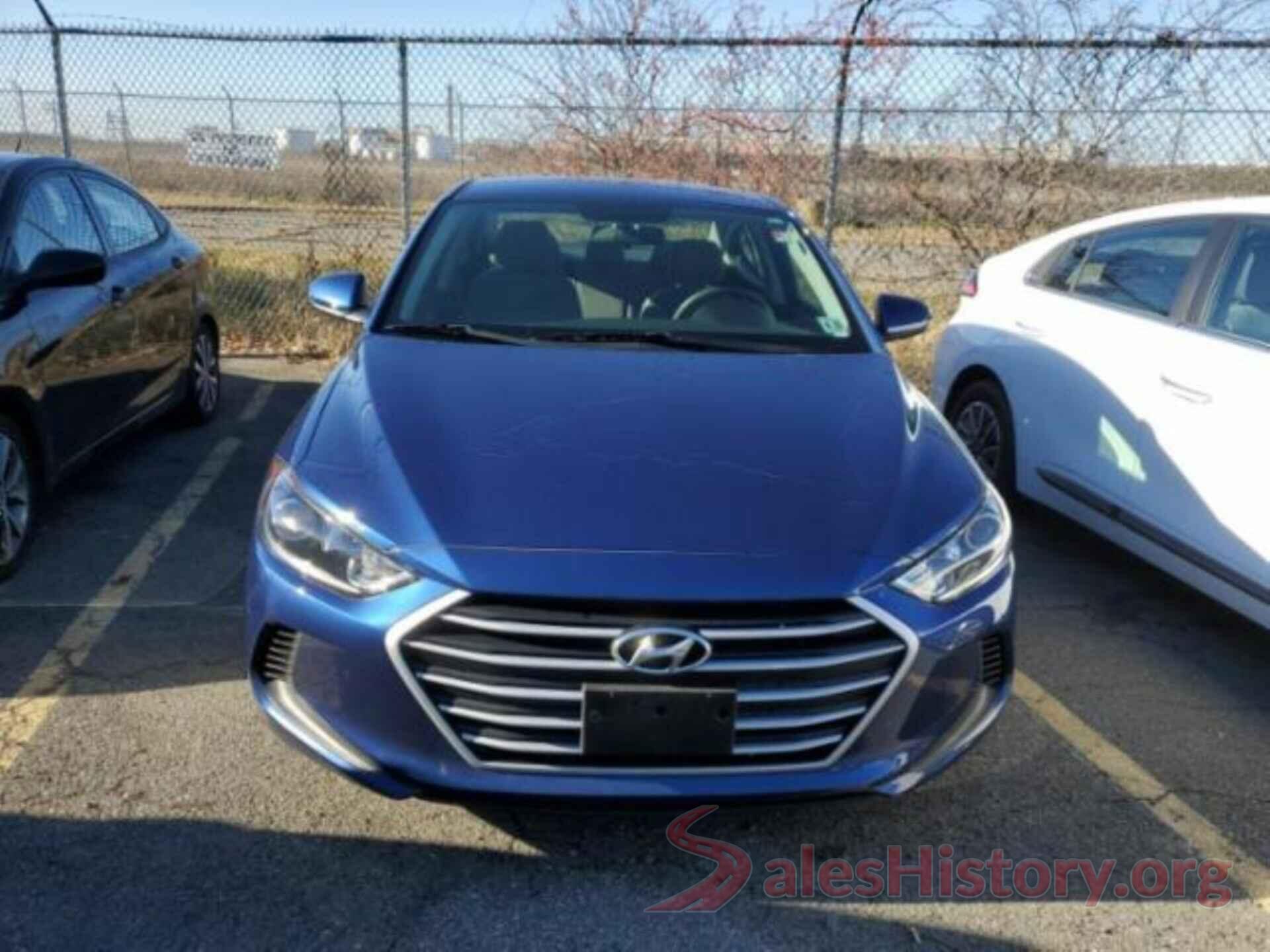 5NPD74LF5JH390229 2018 HYUNDAI ELANTRA