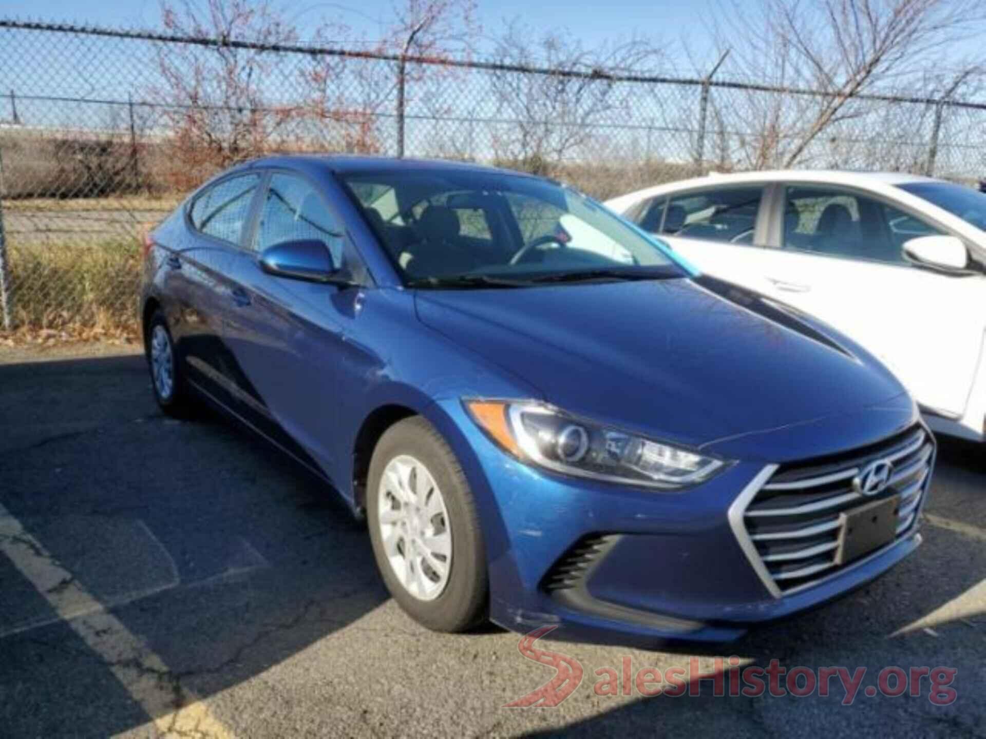 5NPD74LF5JH390229 2018 HYUNDAI ELANTRA