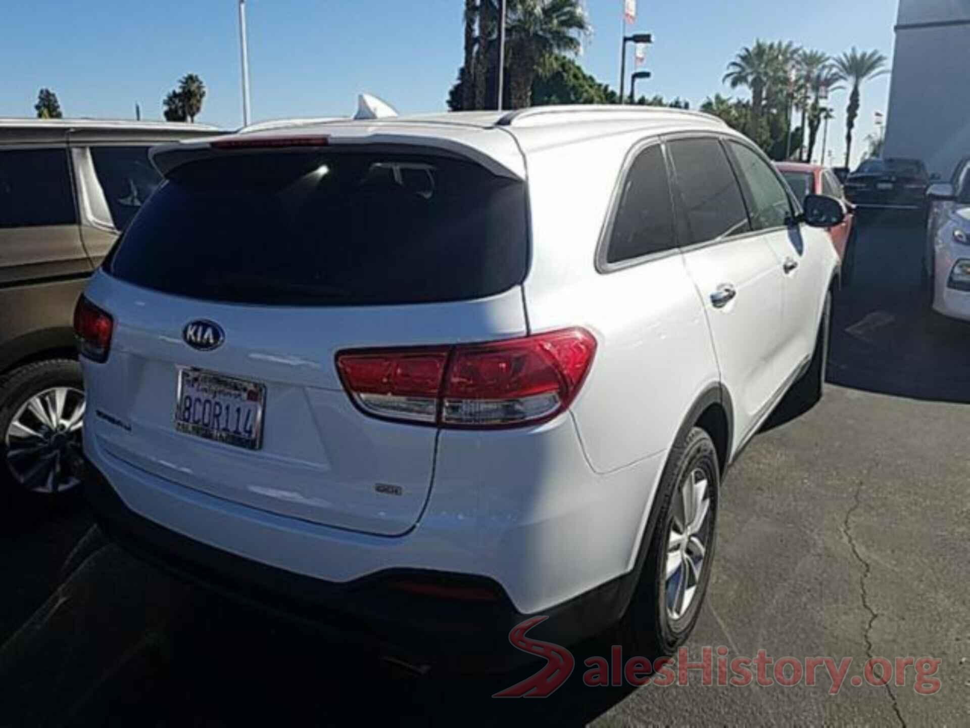 5XYPGDA37JG393551 2018 KIA SORENTO