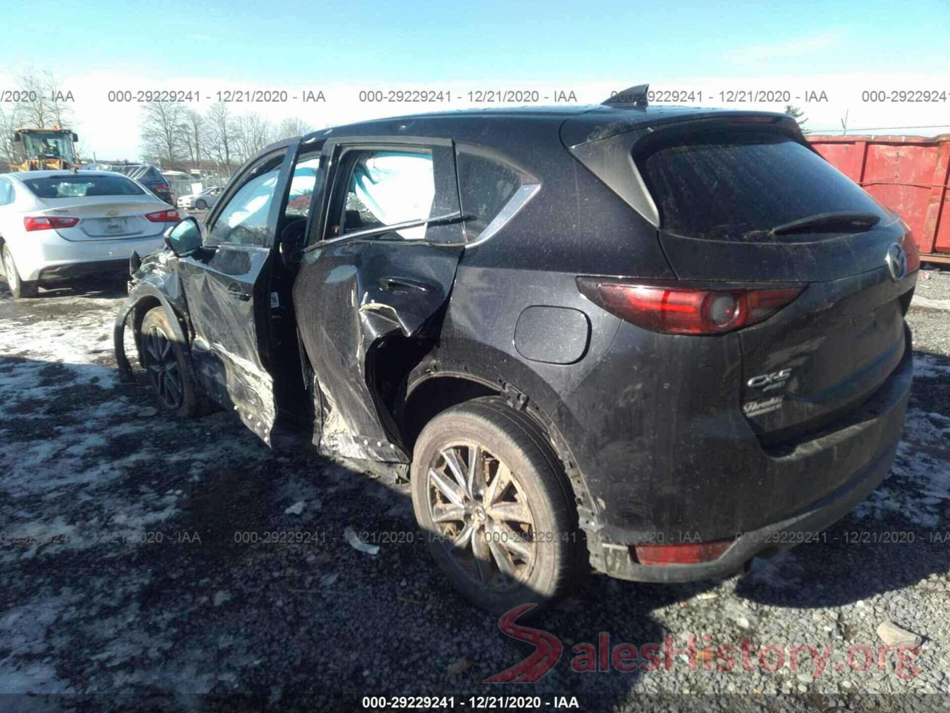 JM3KFBDM2J0367216 2018 MAZDA CX-5