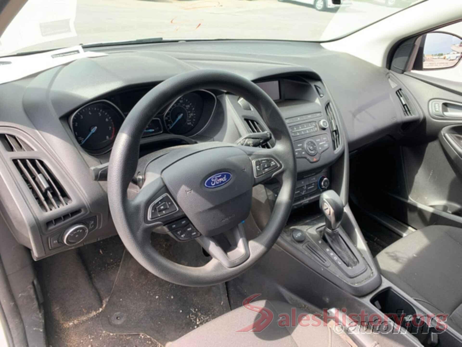 1FADP3K23JL298868 2018 FORD FOCUS