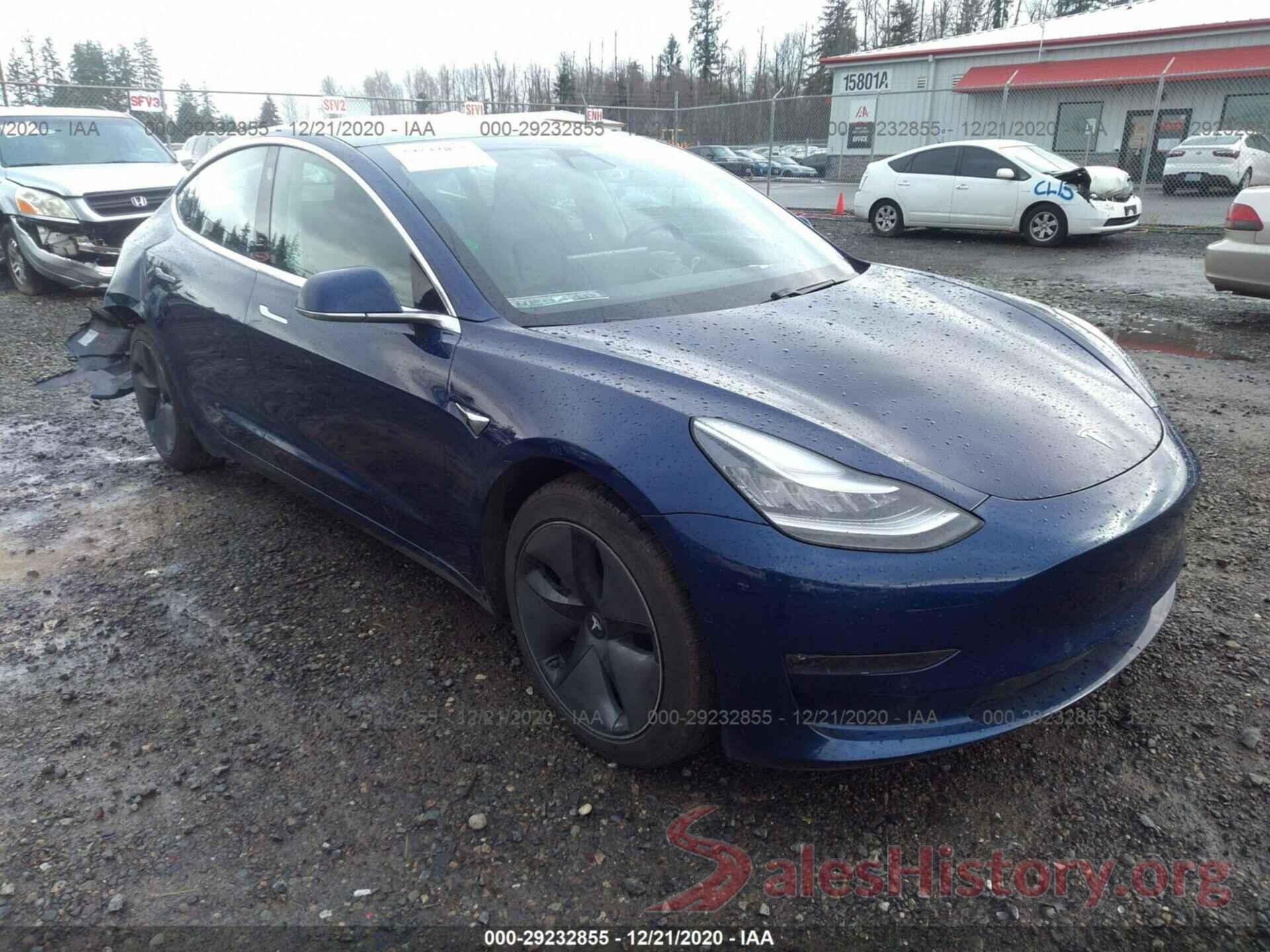 5YJ3E1EB5JF130390 2018 TESLA MODEL 3