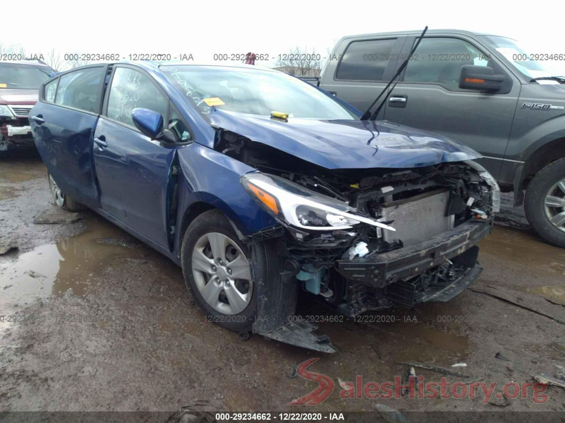 3KPFK4A71JE168262 2018 KIA FORTE