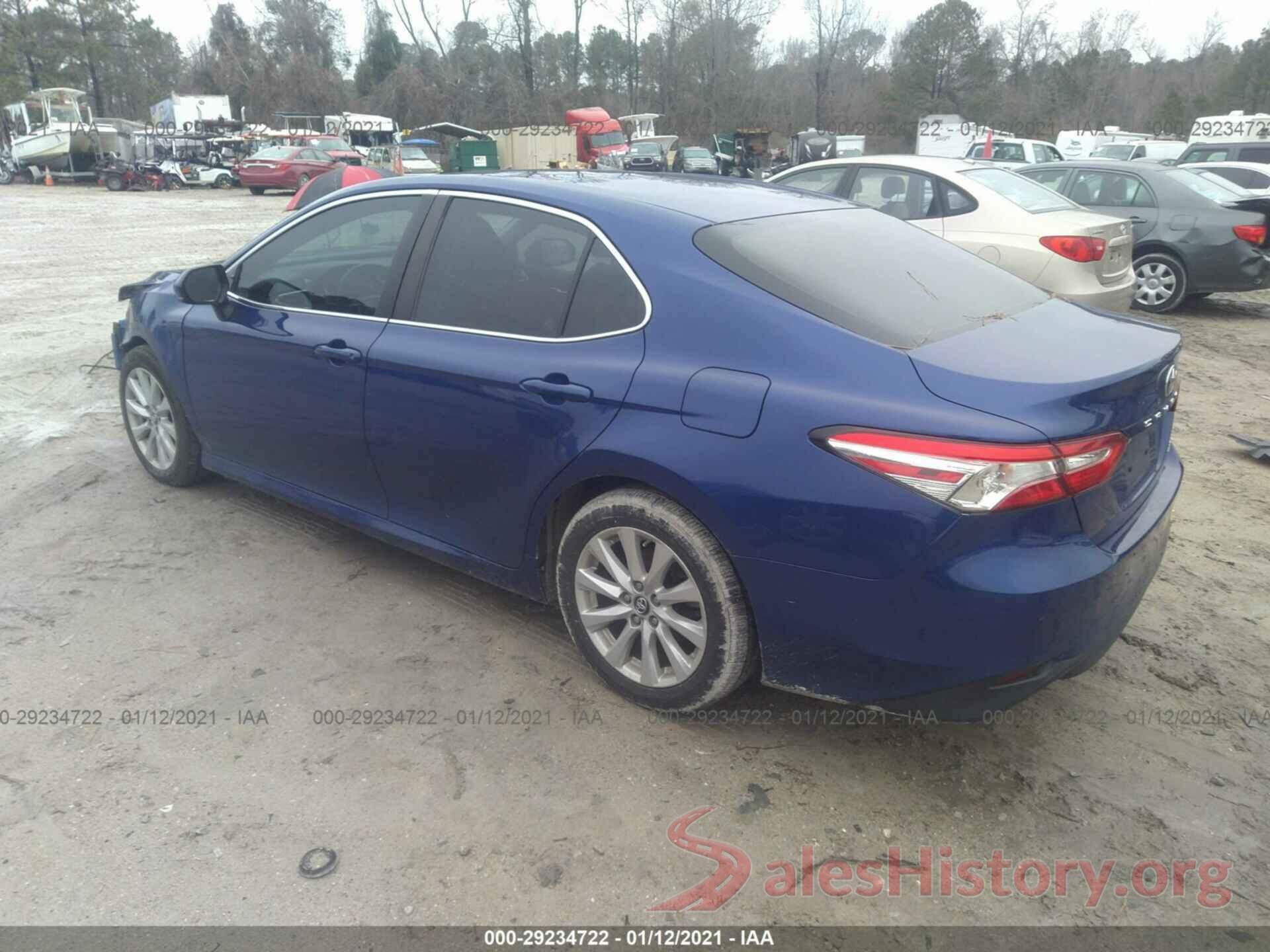 4T1B11HK8JU573218 2018 TOYOTA CAMRY