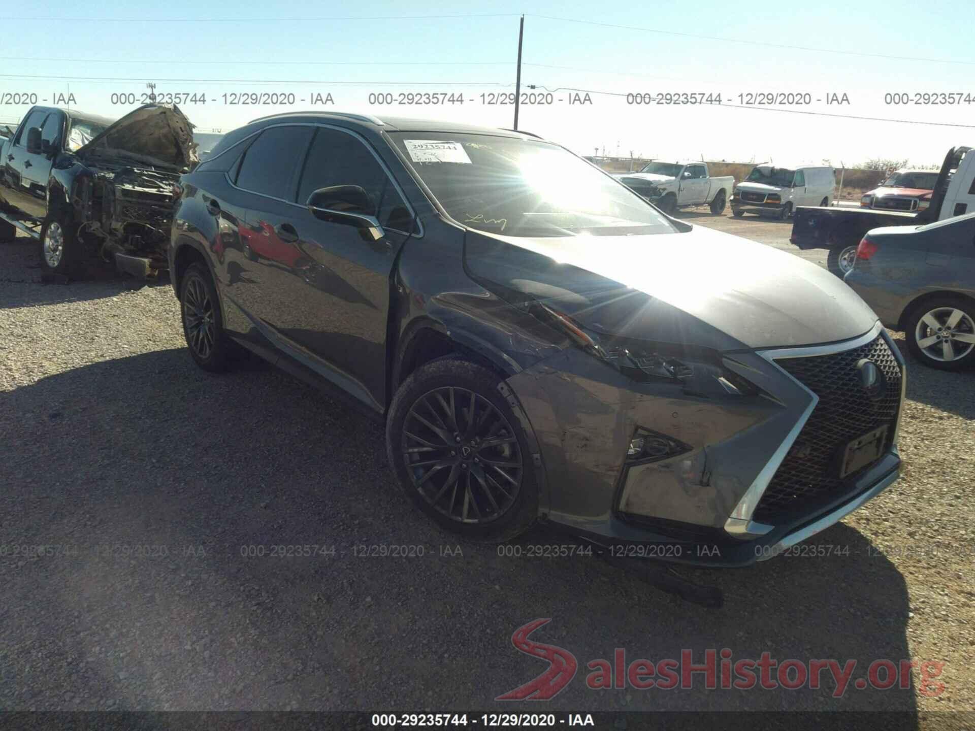 2T2BZMCAXKC184233 2019 LEXUS RX