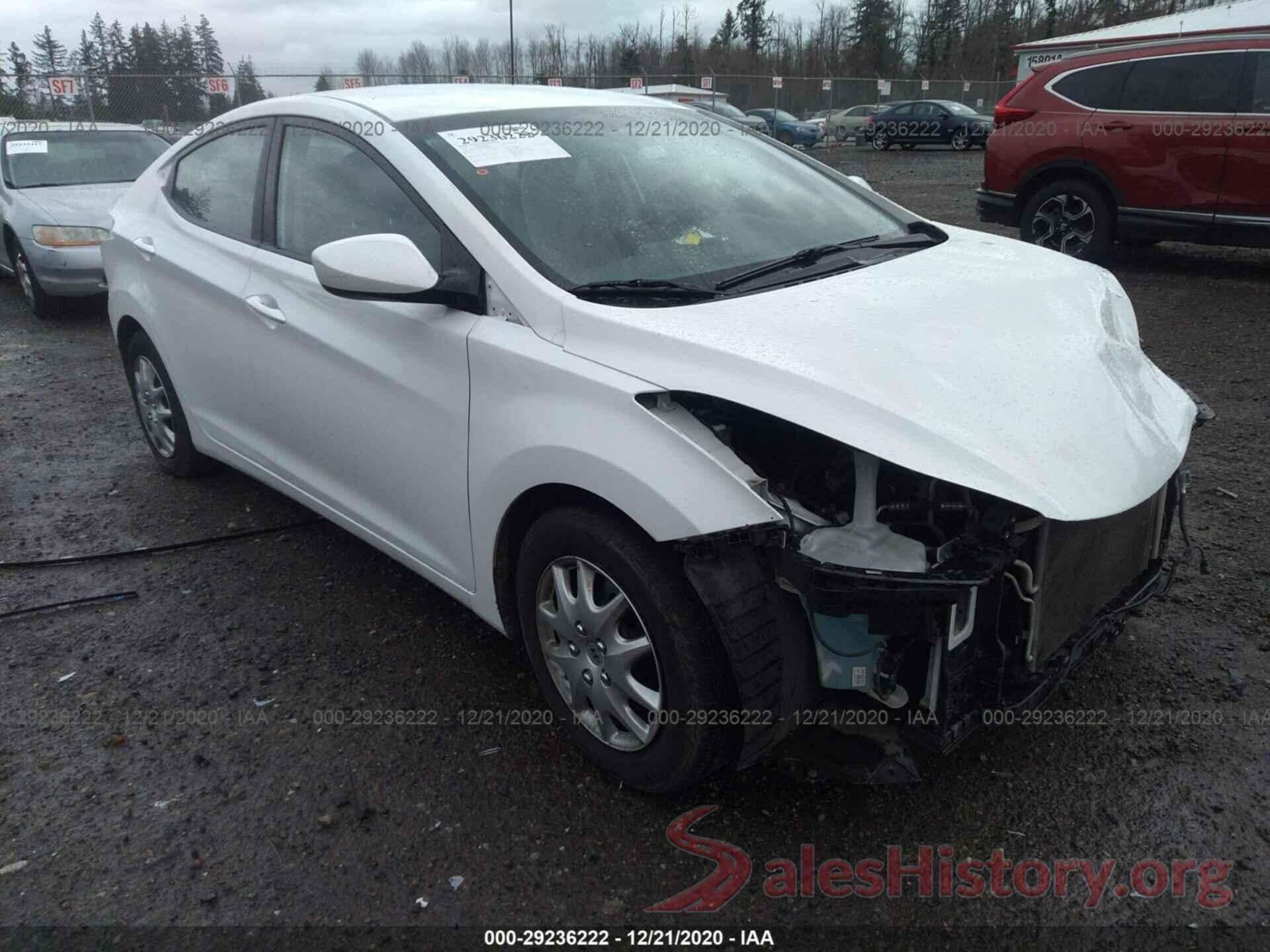 5NPDH4AE8GH736208 2016 HYUNDAI ELANTRA