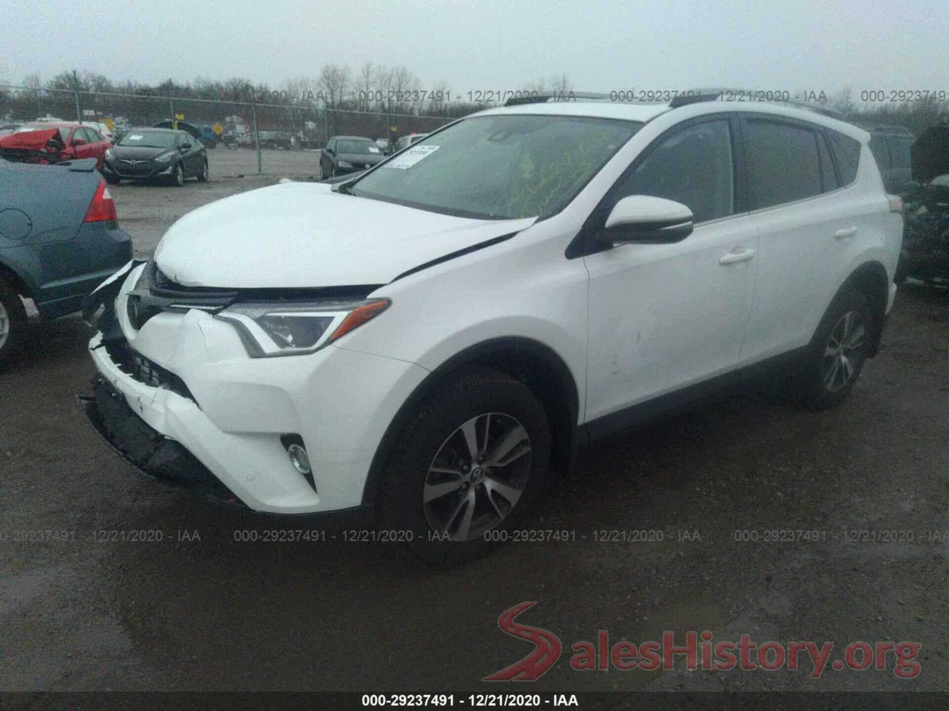 2T3RFREVXHW664277 2017 TOYOTA RAV4