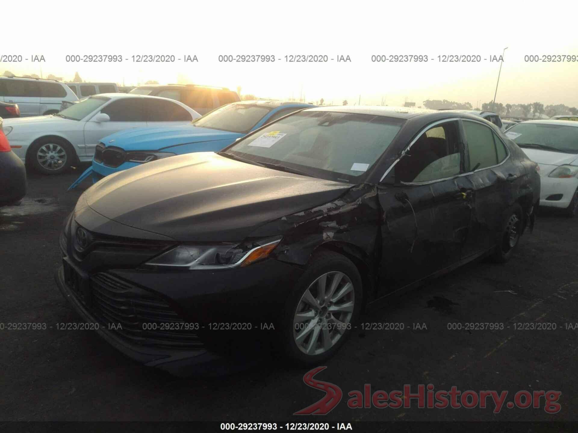 JTNB11HK1J3034624 2018 TOYOTA CAMRY