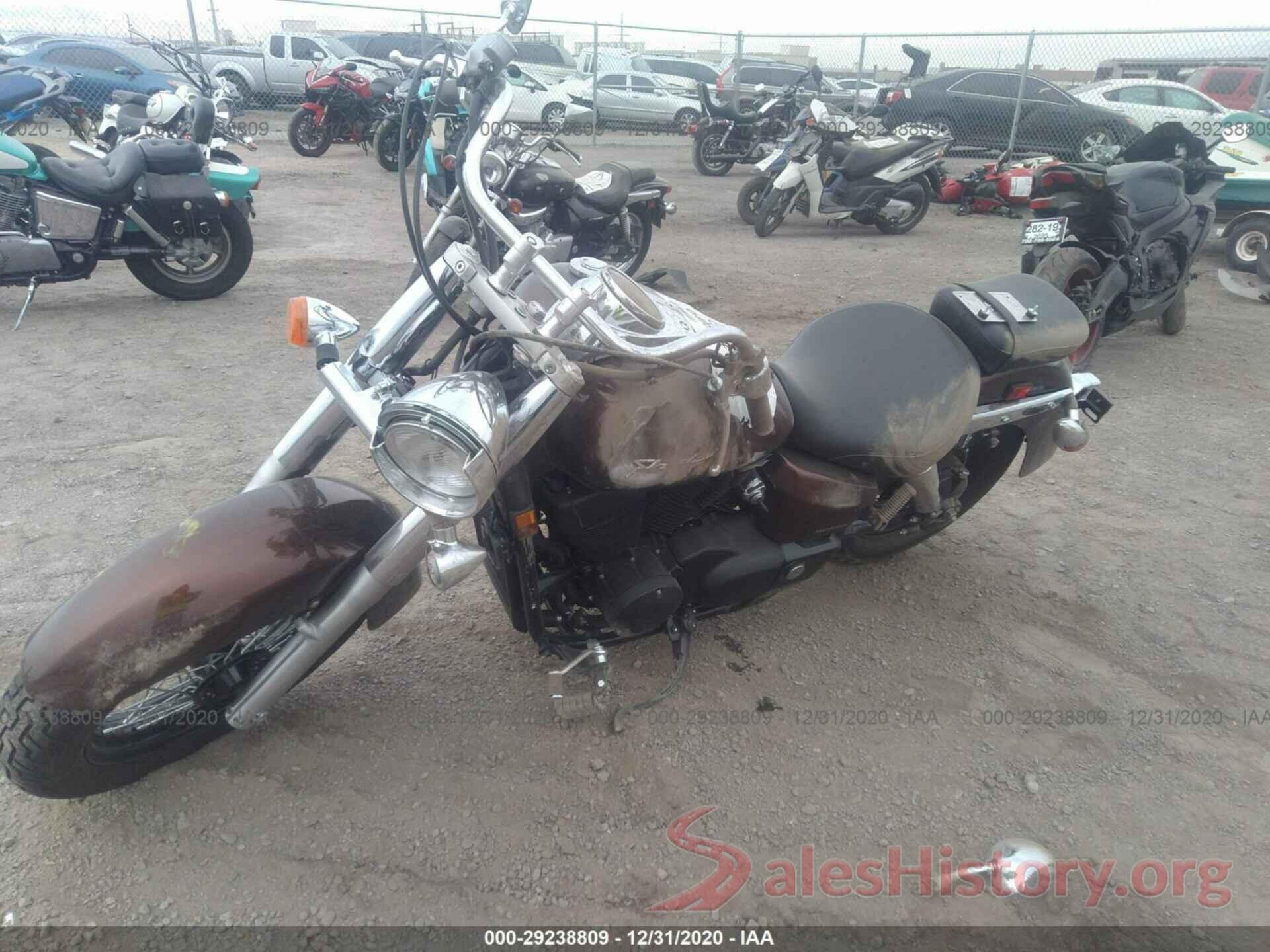 JH2RC5002KK500588 2019 HONDA VT750