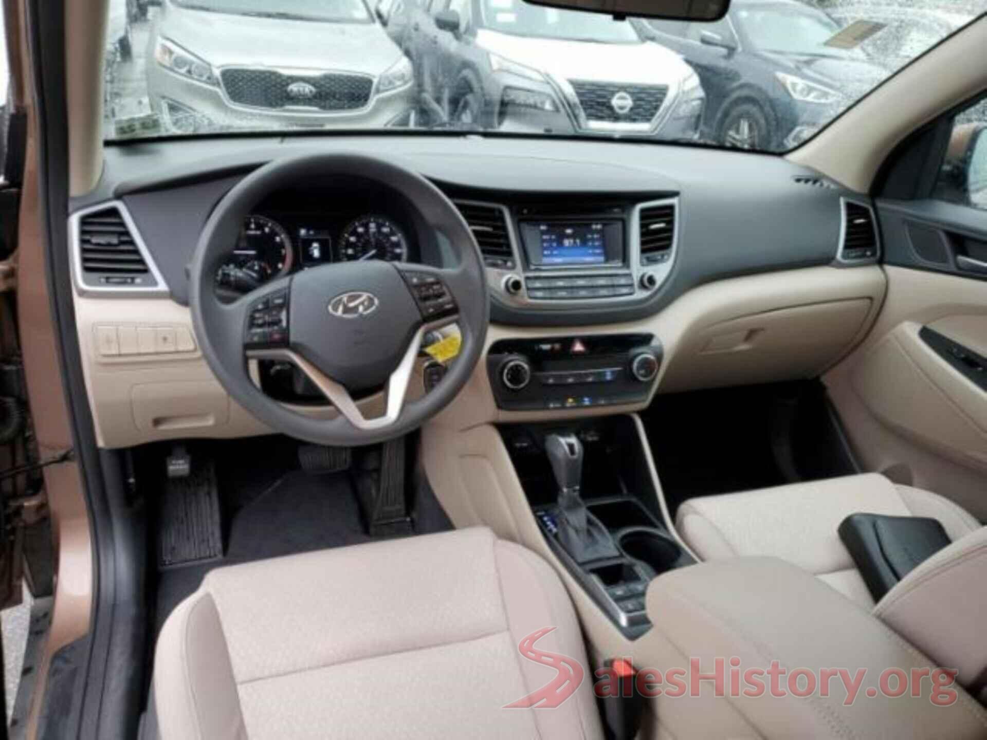 KM8J3CA20HU419947 2017 HYUNDAI TUCSON