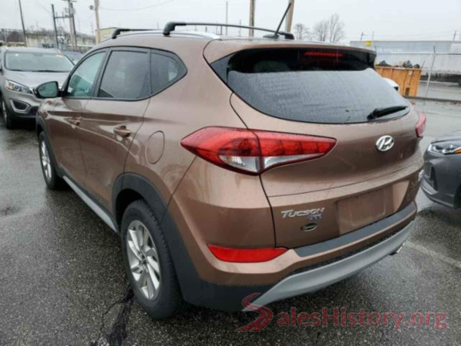 KM8J3CA20HU419947 2017 HYUNDAI TUCSON