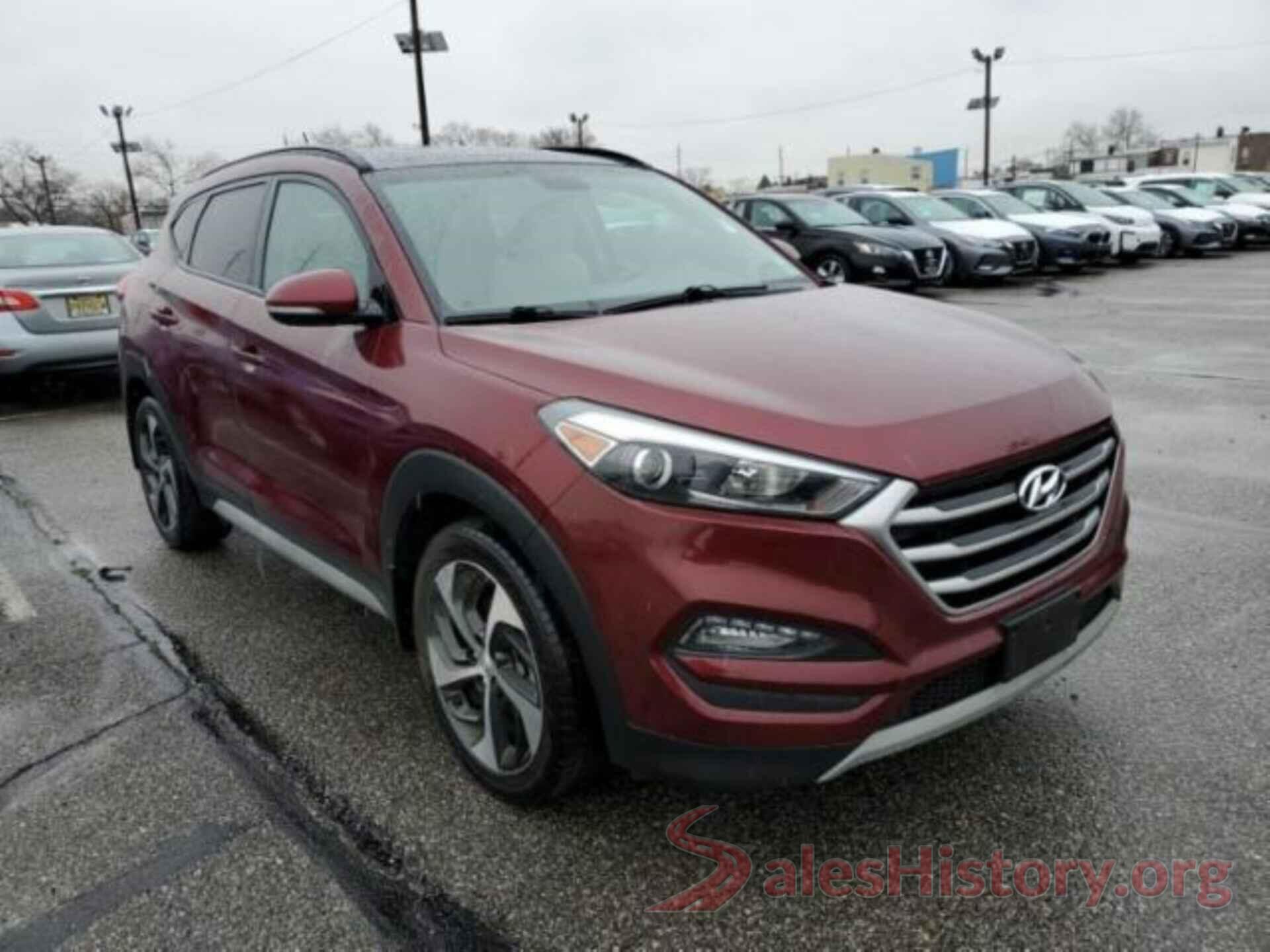 KM8J3CA2XHU554417 2017 HYUNDAI TUCSON