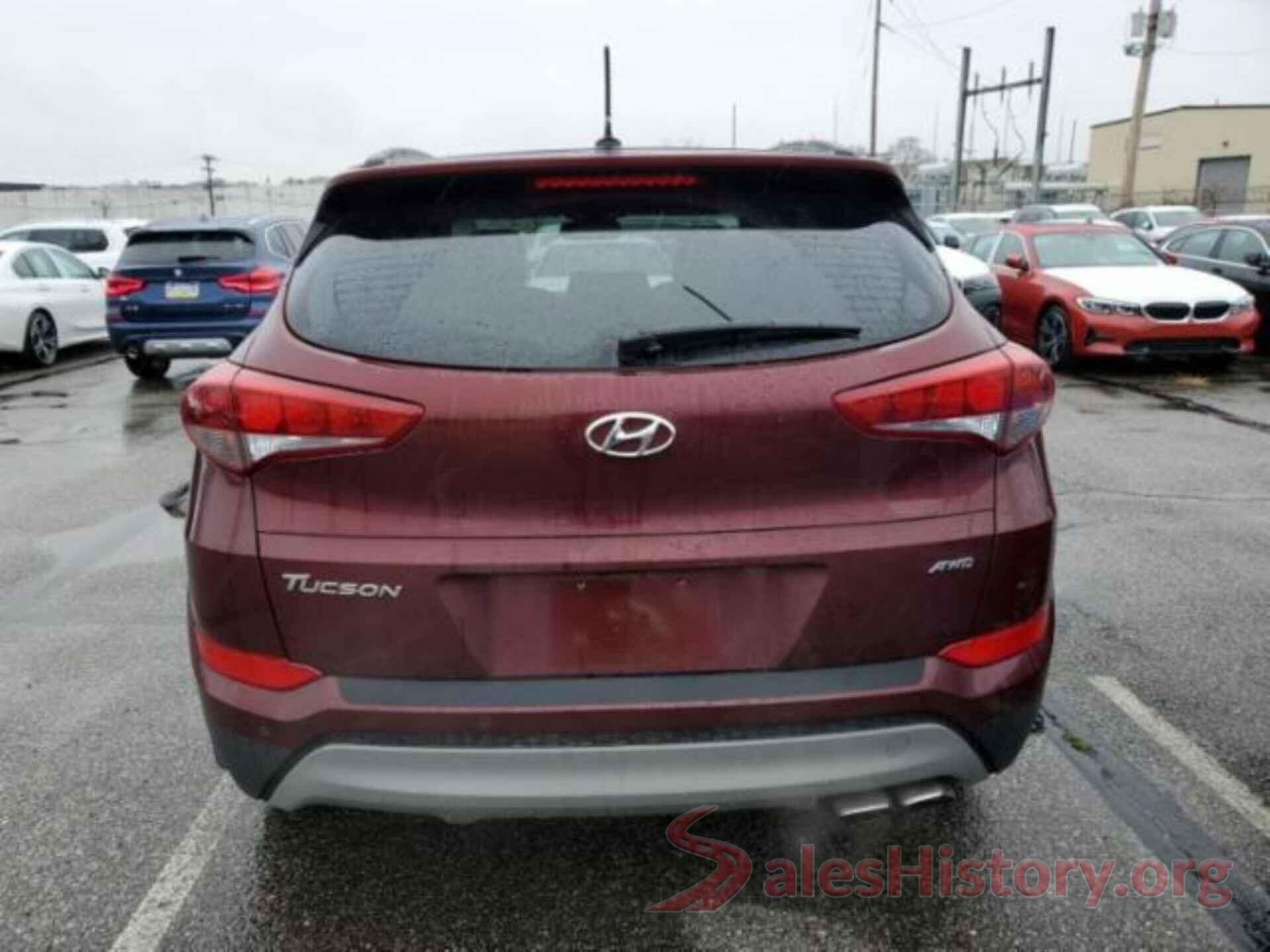 KM8J3CA2XHU554417 2017 HYUNDAI TUCSON