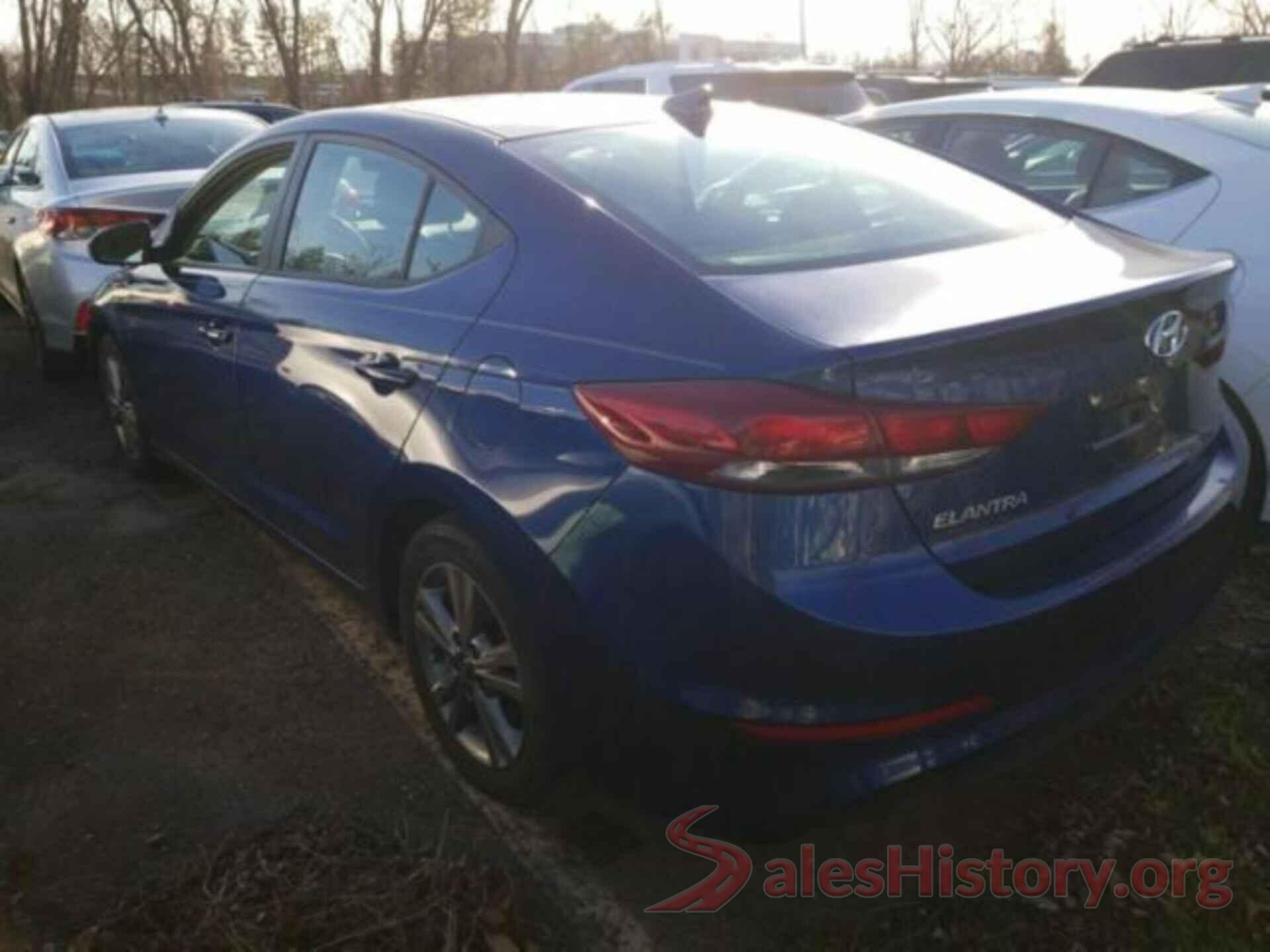 5NPD84LF5JH283808 2018 HYUNDAI ELANTRA