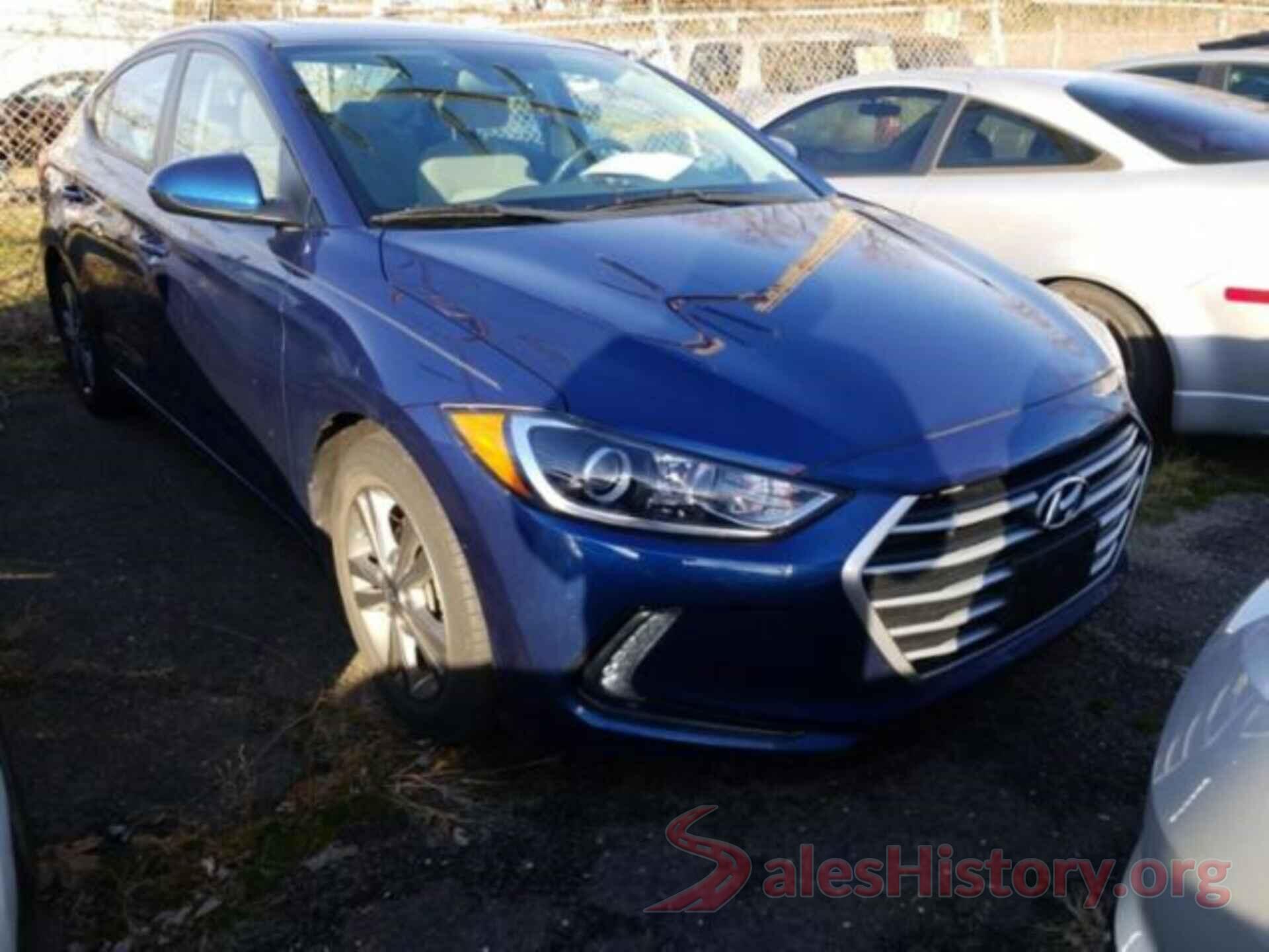 5NPD84LF5JH283808 2018 HYUNDAI ELANTRA