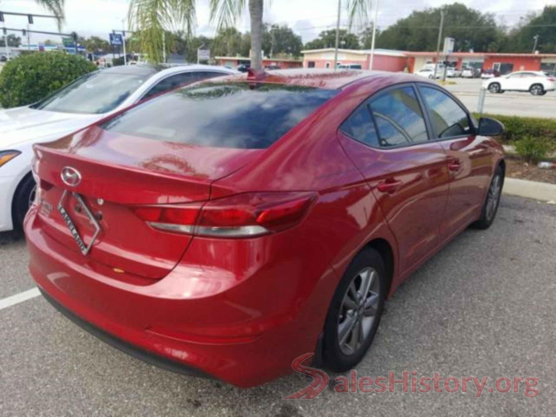 KMHD84LF8JU553700 2018 HYUNDAI ELANTRA