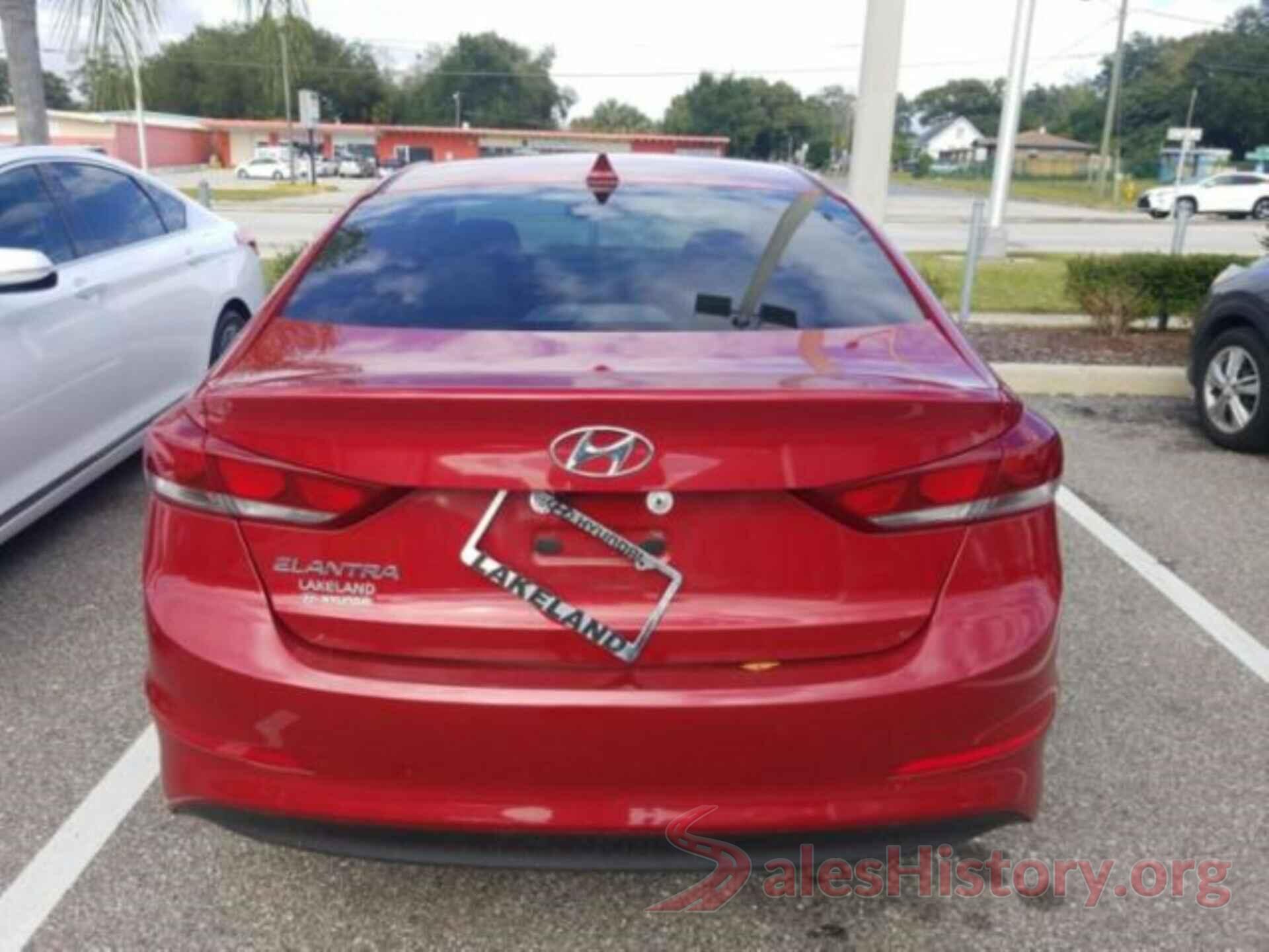 KMHD84LF8JU553700 2018 HYUNDAI ELANTRA