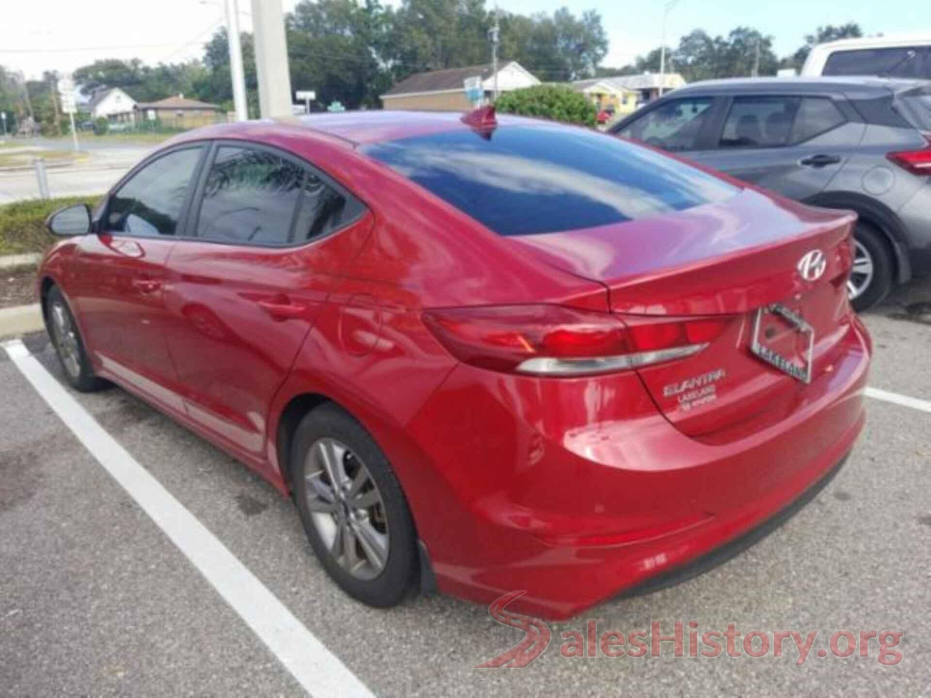 KMHD84LF8JU553700 2018 HYUNDAI ELANTRA