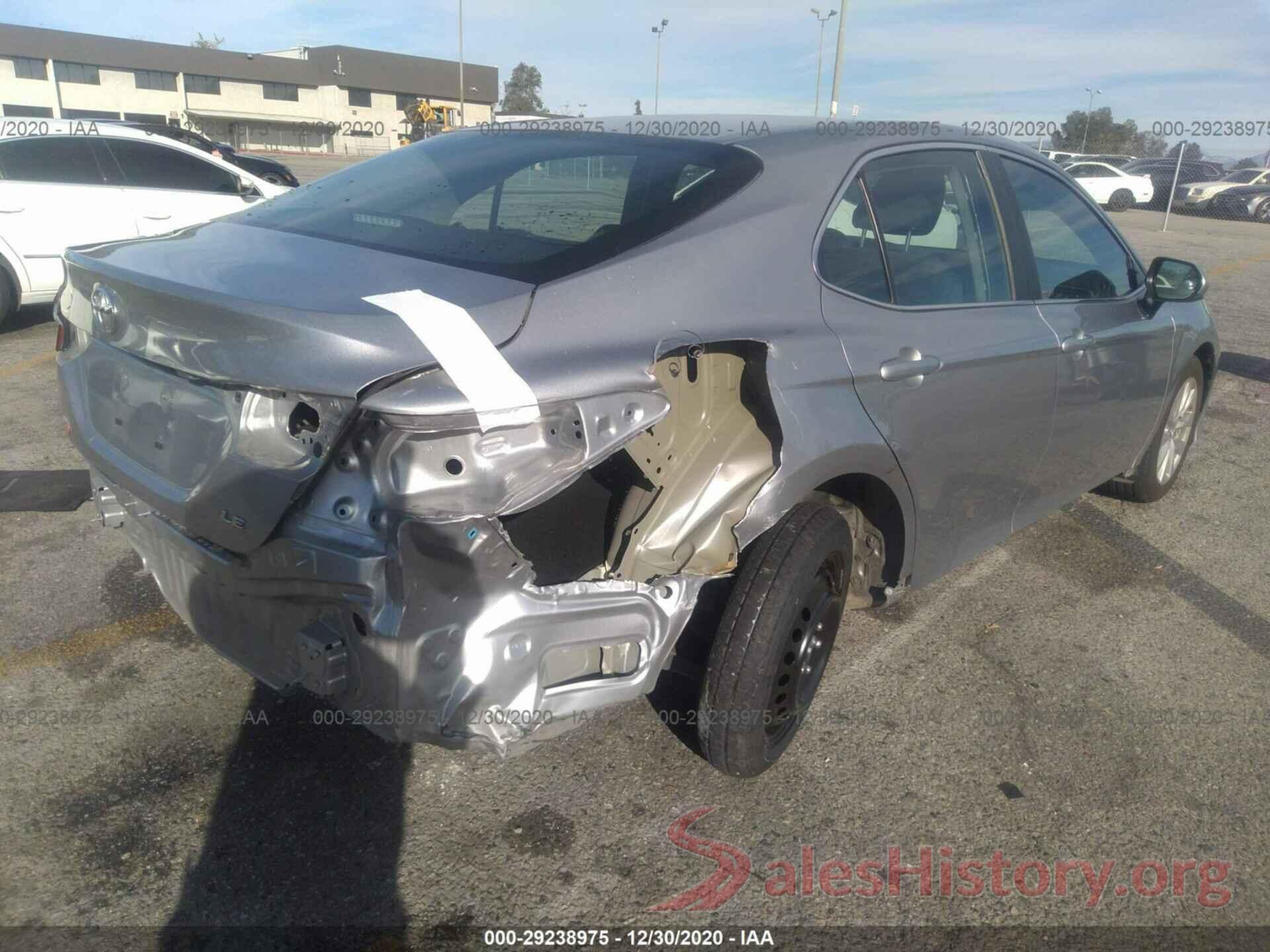 4T1B11HK5JU670456 2018 TOYOTA CAMRY