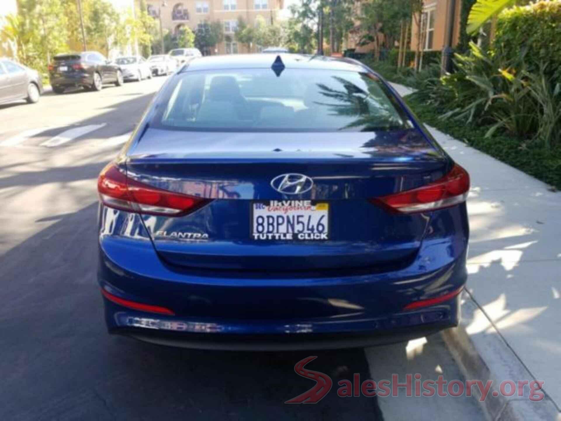 5NPD84LF1JH300748 2018 HYUNDAI ELANTRA