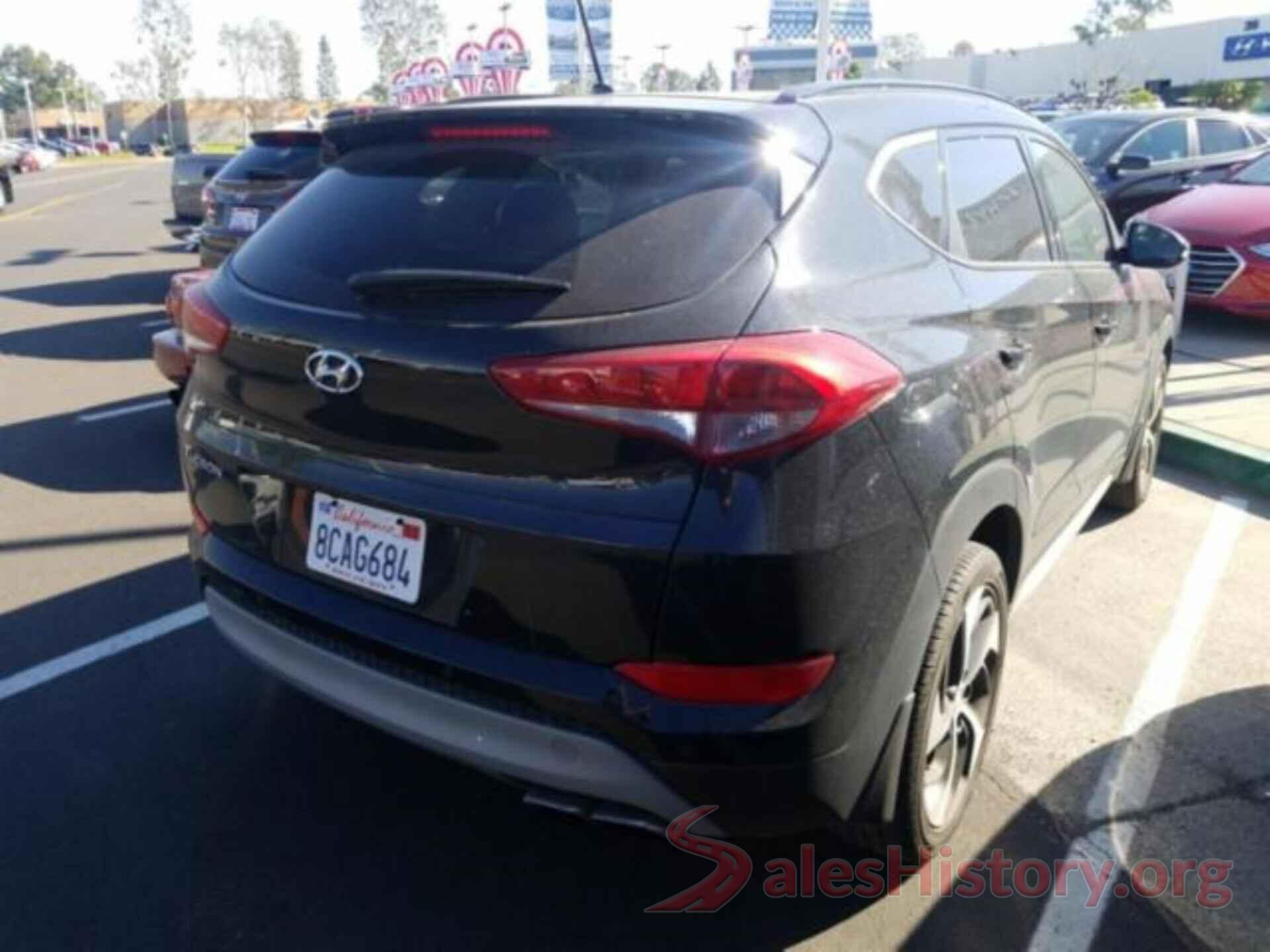 KM8J33A2XHU577910 2017 HYUNDAI TUCSON