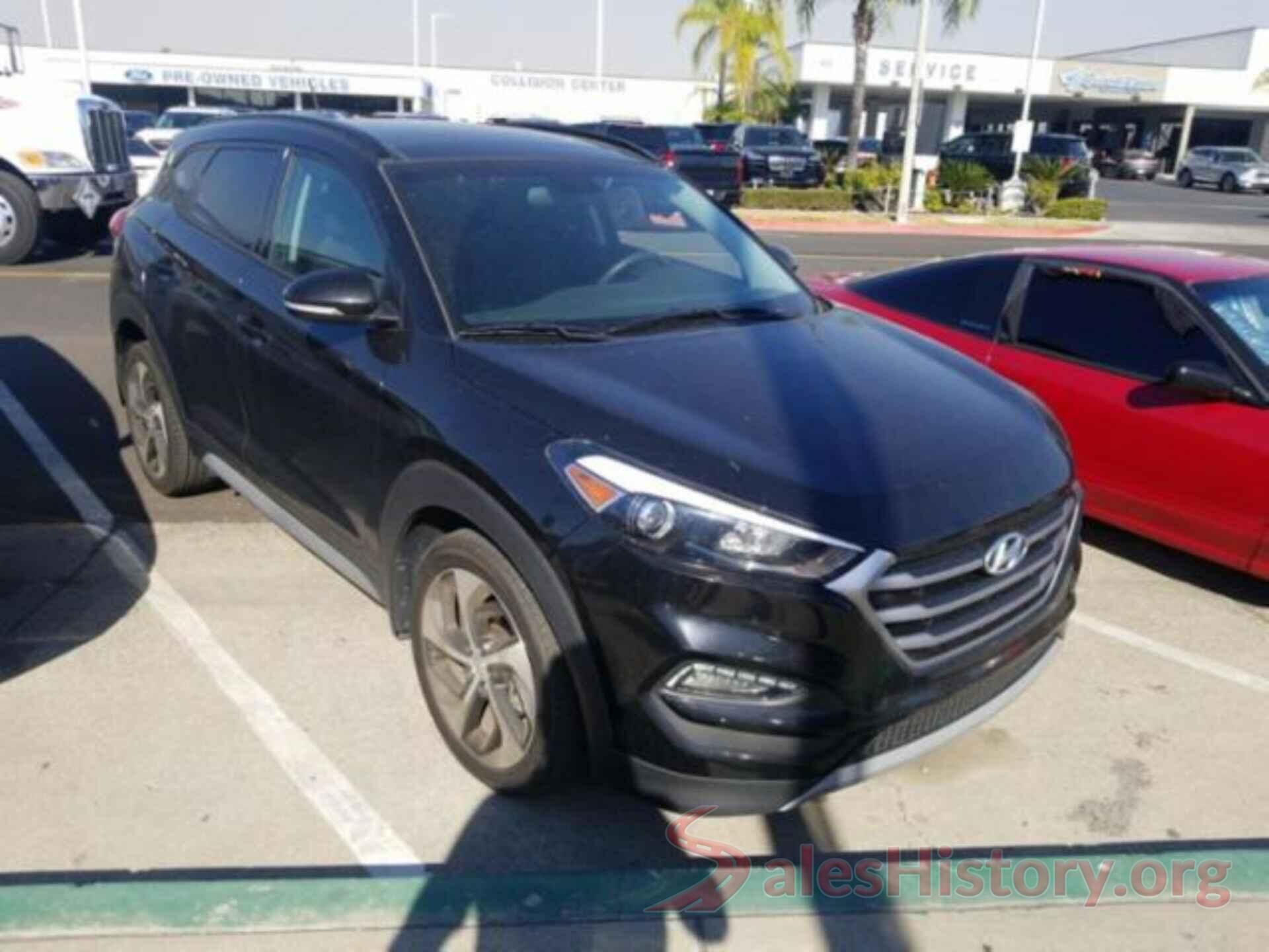 KM8J33A2XHU577910 2017 HYUNDAI TUCSON