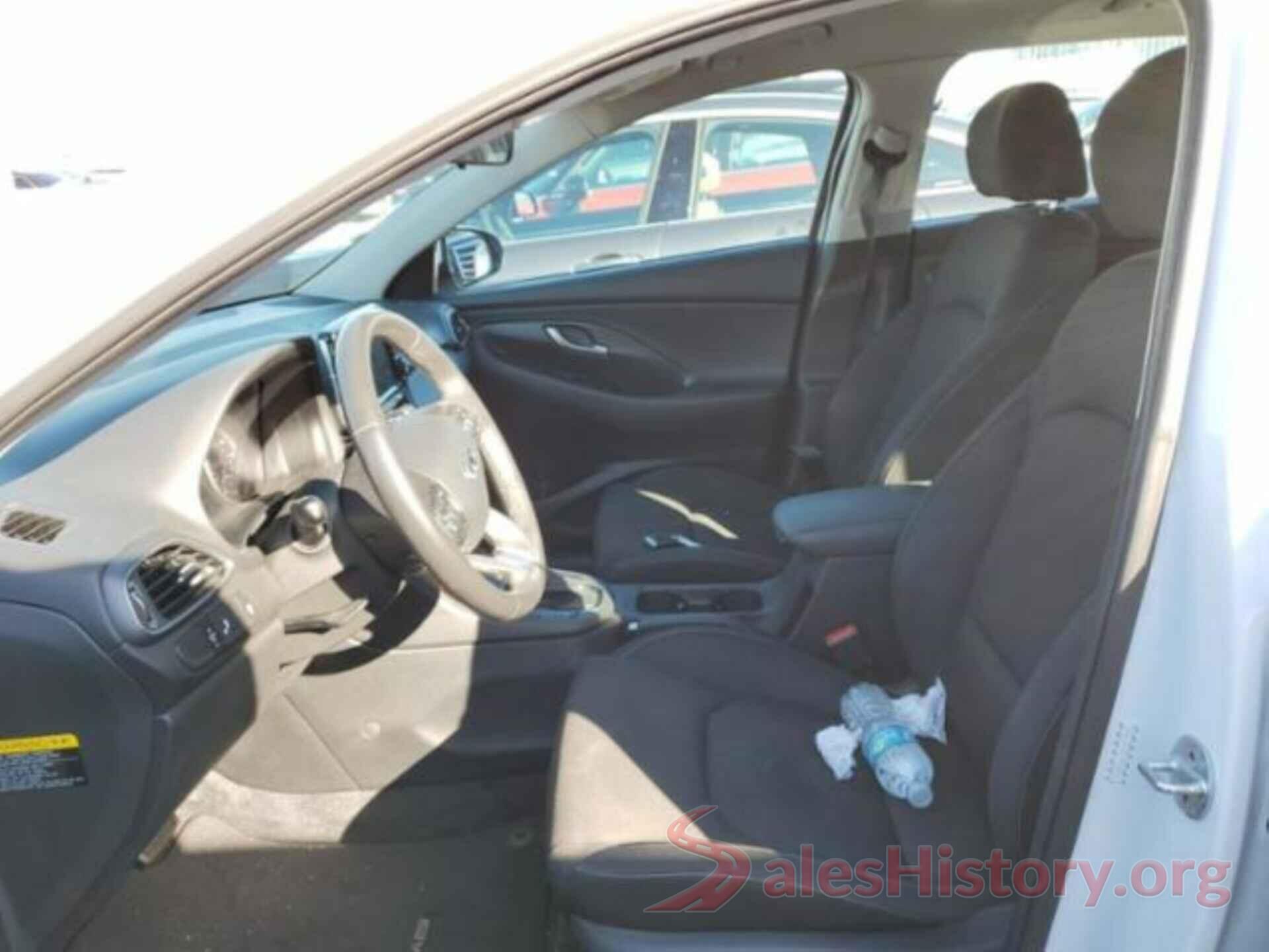 KMHH35LE6JU015896 2018 HYUNDAI ELANTRA GT