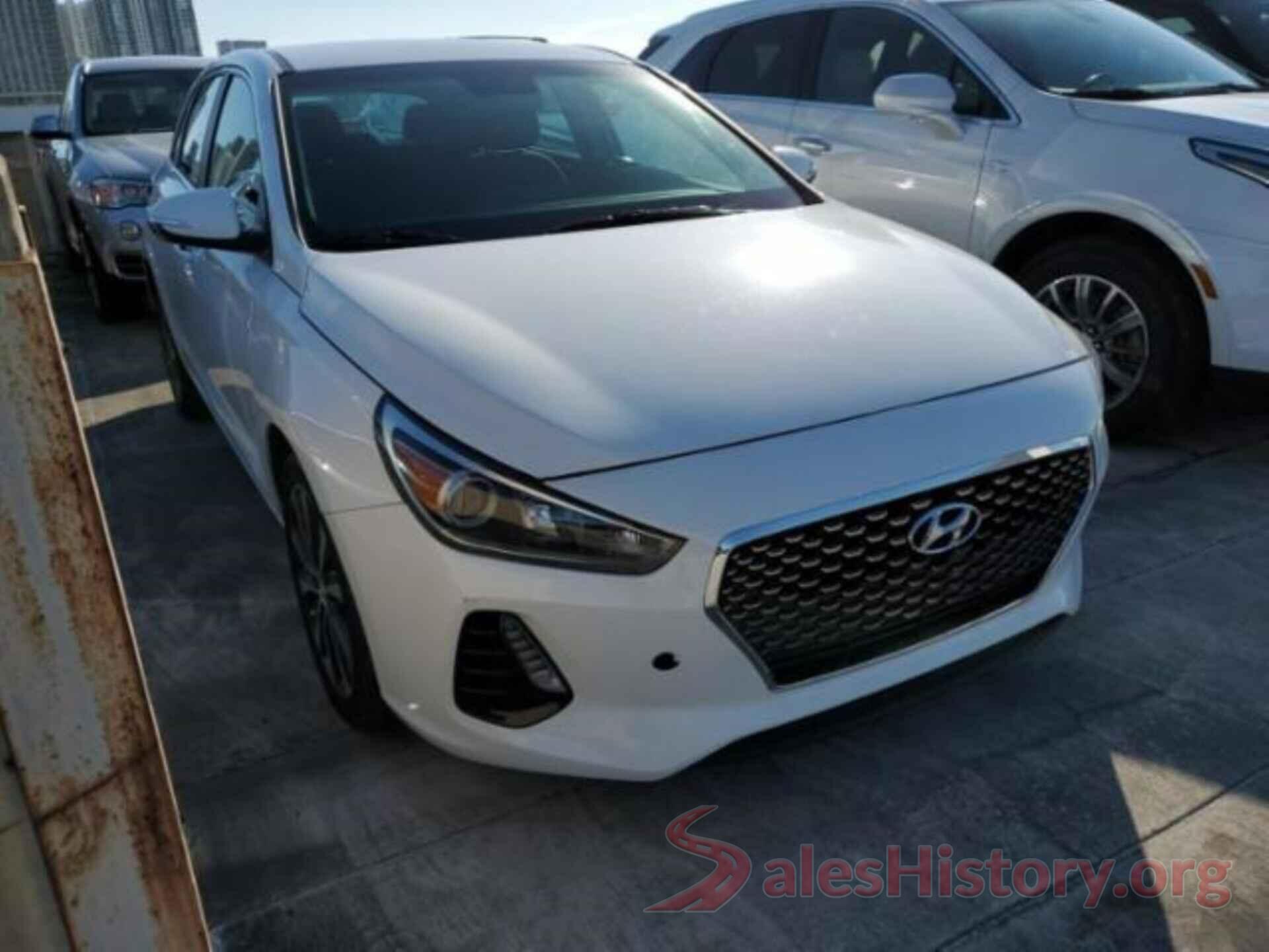 KMHH35LE6JU015896 2018 HYUNDAI ELANTRA GT