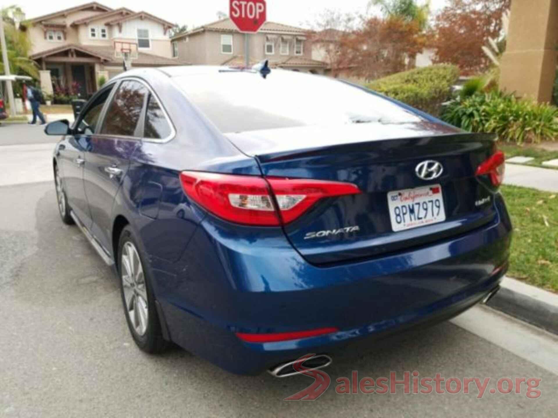 5NPE34AF0HH471877 2017 HYUNDAI SONATA