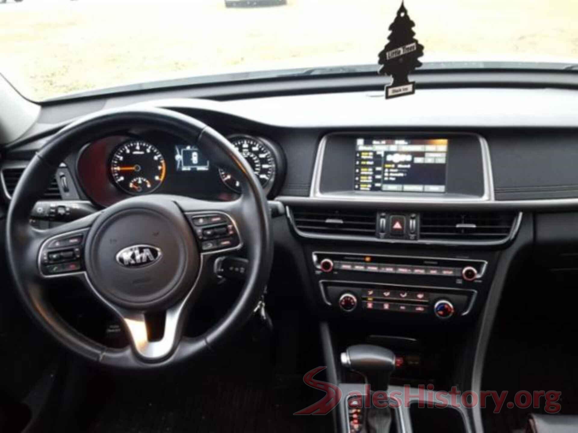 5XXGT4L32JG252075 2018 KIA OPTIMA