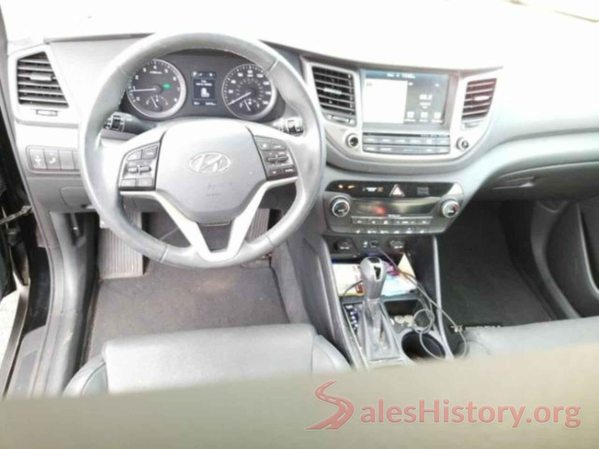 KM8J33A49HU378266 2017 HYUNDAI TUCSON