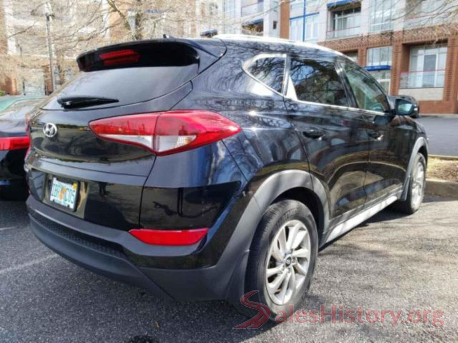 KM8J33A49HU378266 2017 HYUNDAI TUCSON