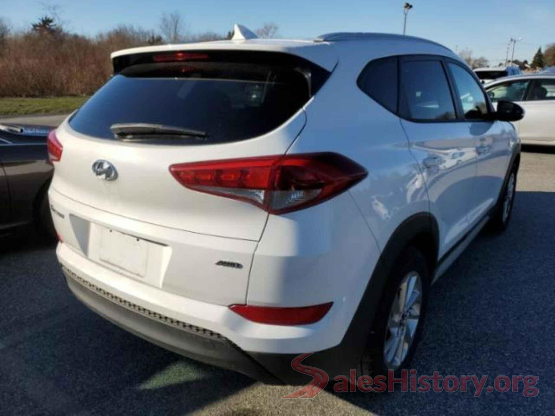 KM8J3CA41HU404889 2017 HYUNDAI TUCSON