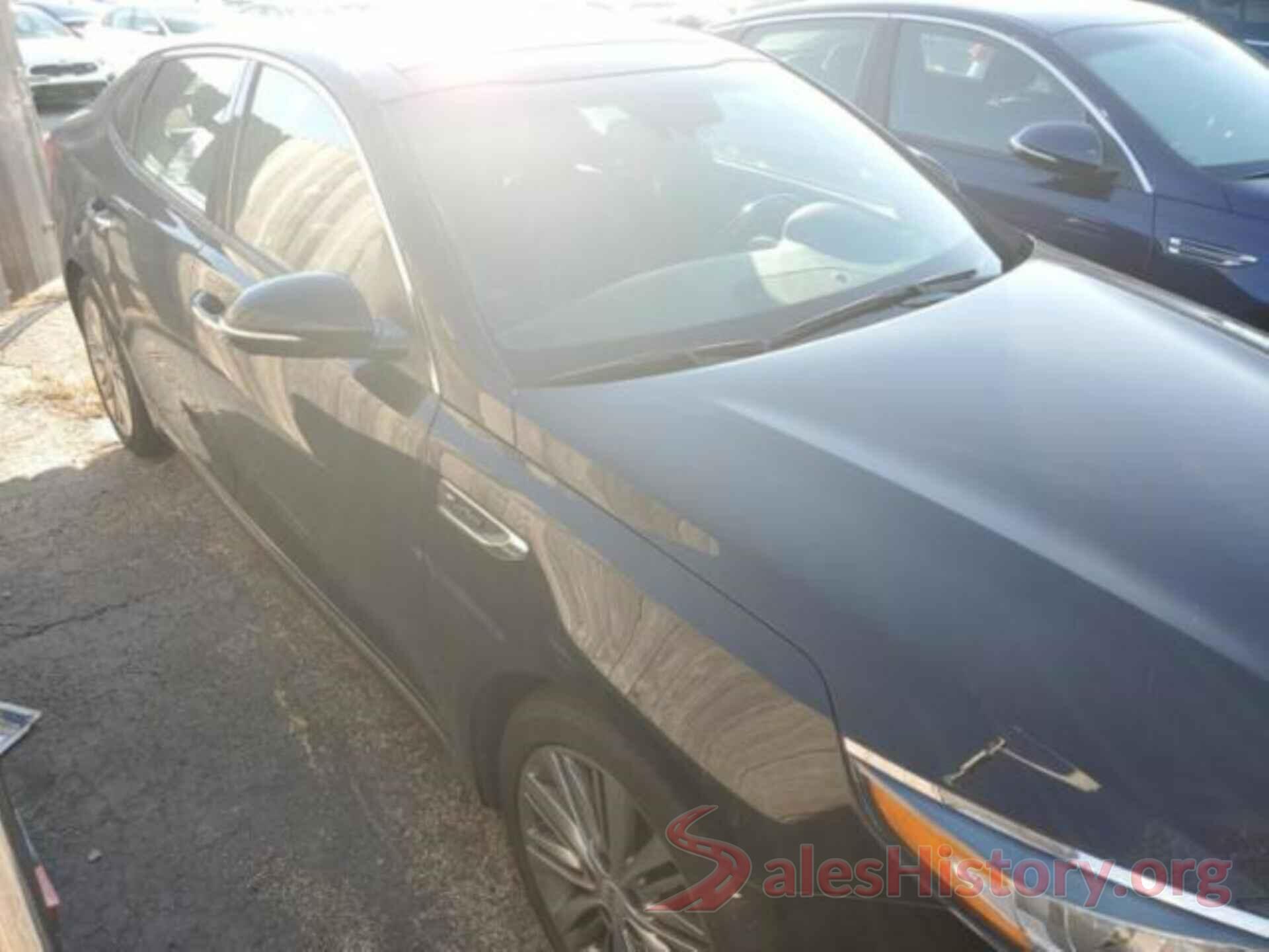 5XXGV4L20JG241819 2018 KIA OPTIMA