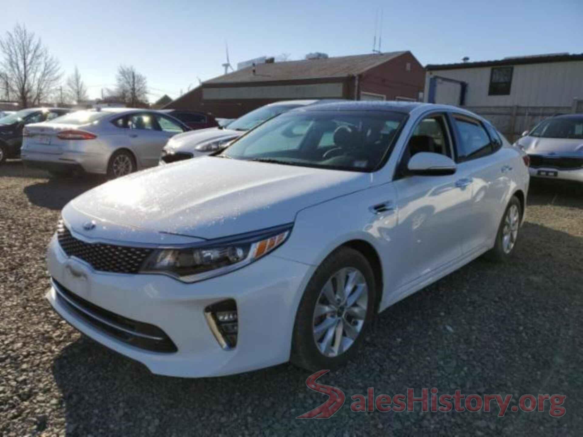 5XXGT4L34JG234256 2018 KIA OPTIMA