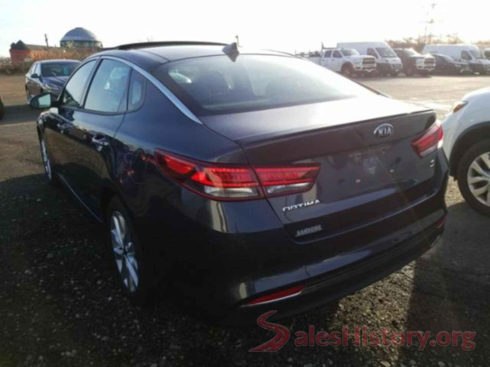 5XXGT4L36JG237949 2018 KIA OPTIMA