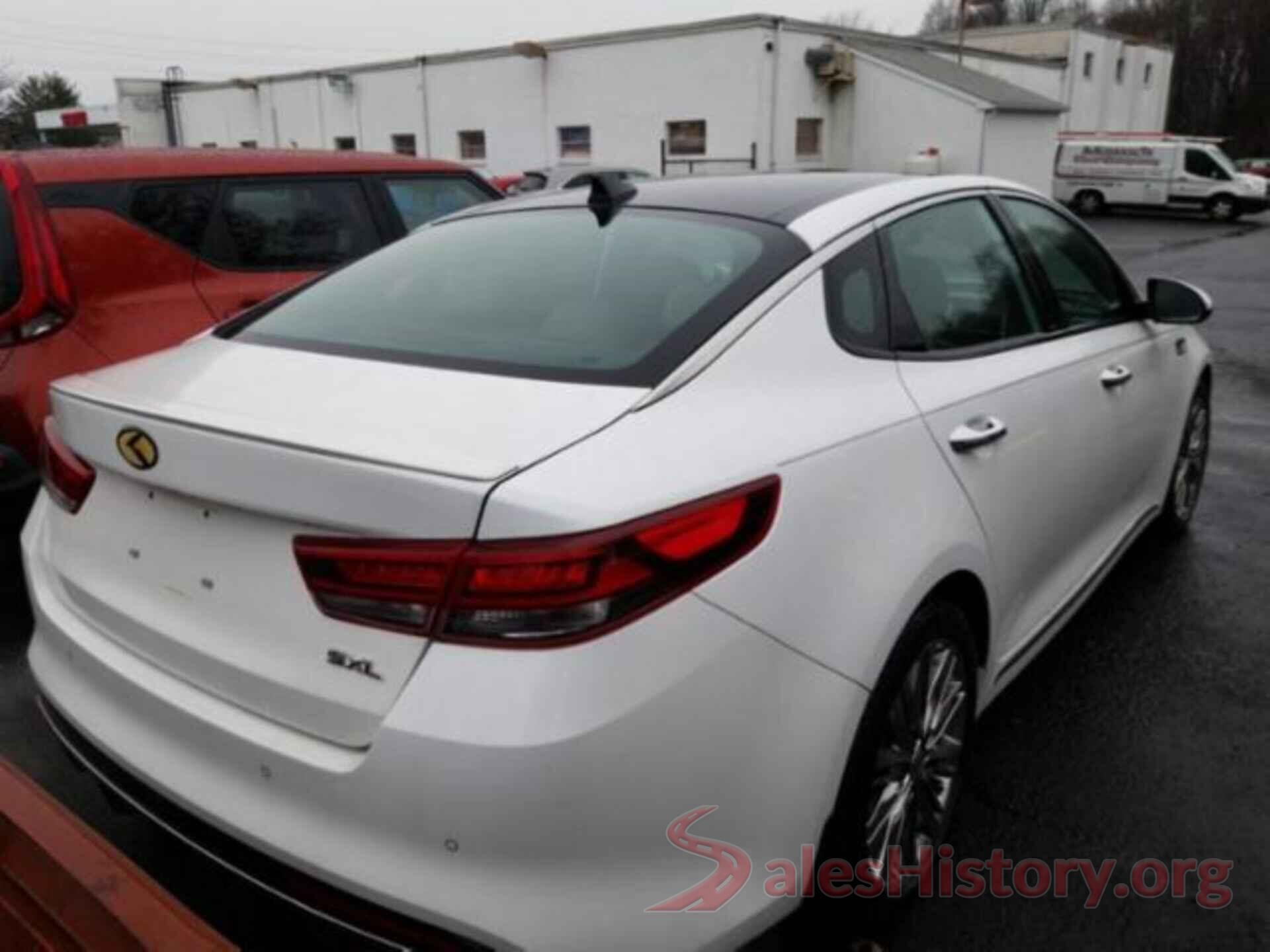 5XXGV4L20JG220467 2018 KIA OPTIMA