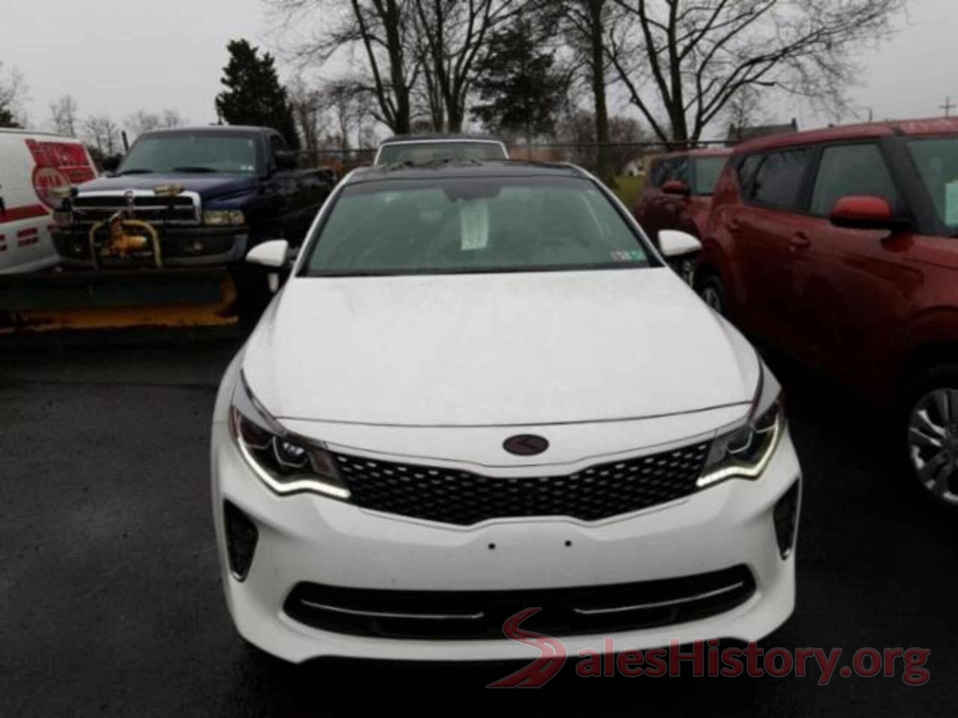 5XXGV4L20JG220467 2018 KIA OPTIMA