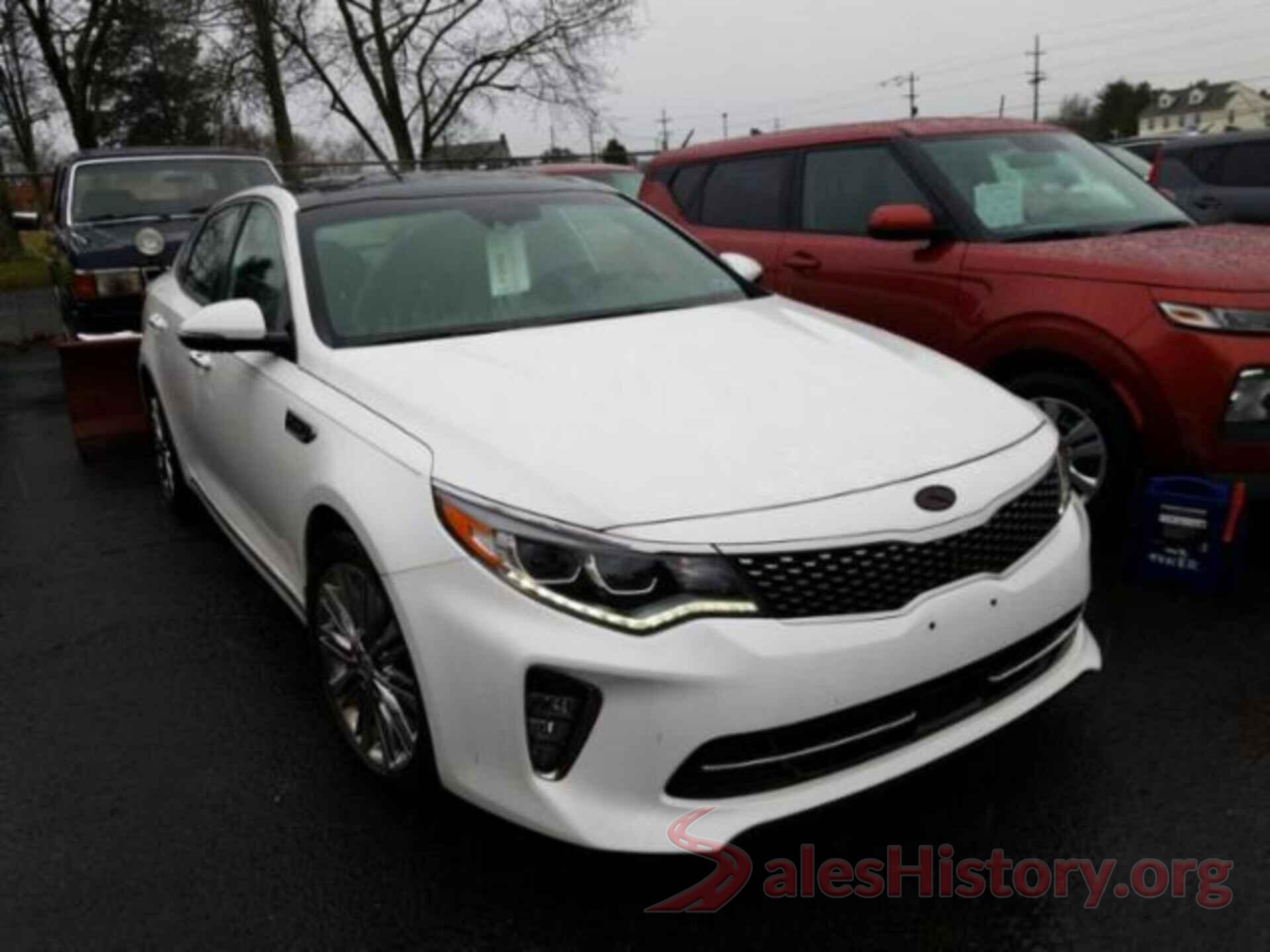 5XXGV4L20JG220467 2018 KIA OPTIMA