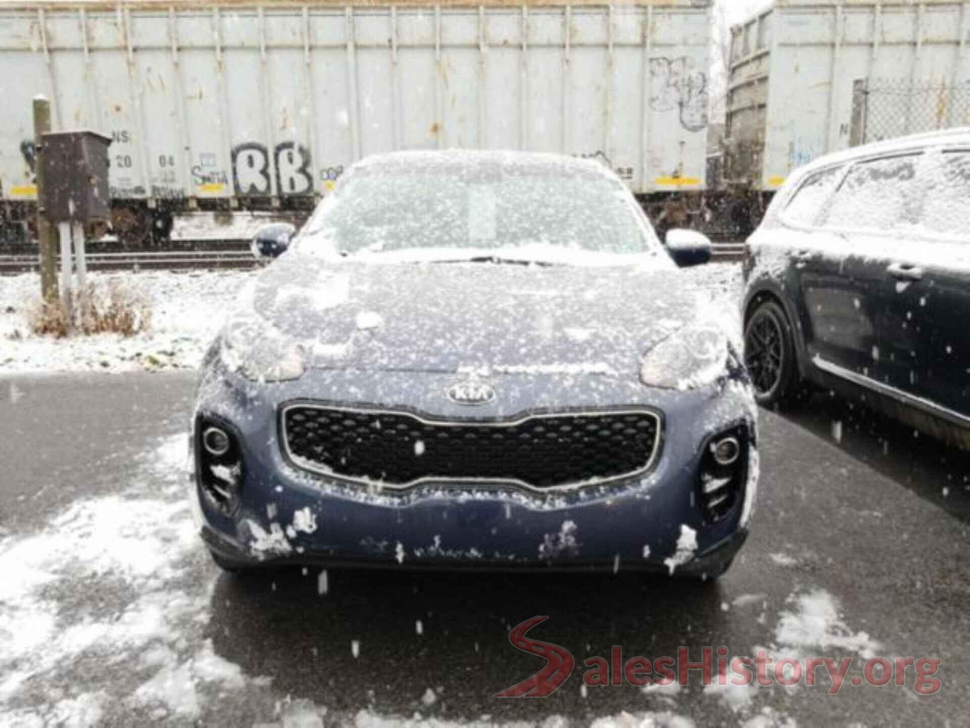 KNDPMCAC0J7396081 2018 KIA SPORTAGE