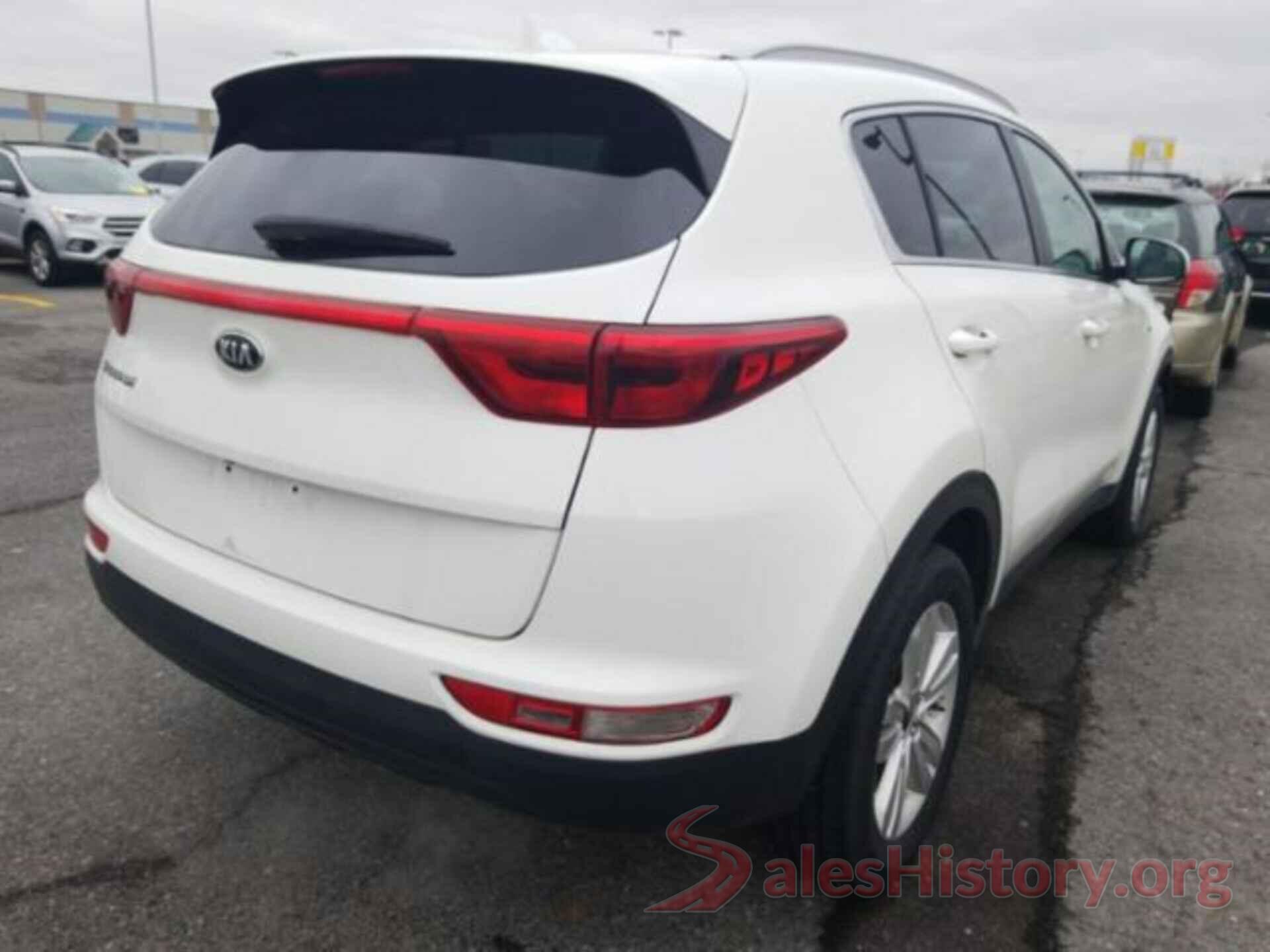 KNDPMCAC2J7385261 2018 KIA SPORTAGE