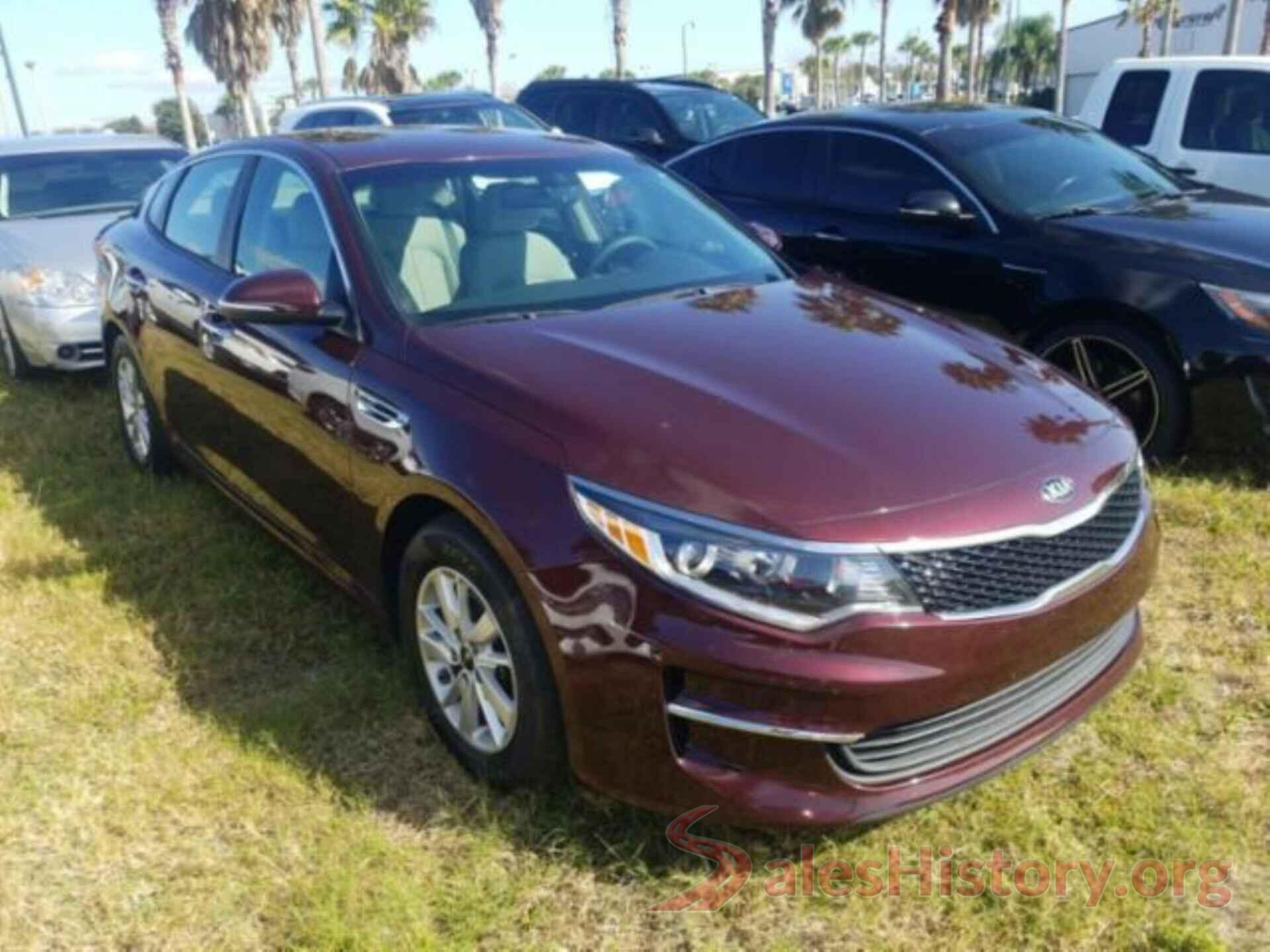 5XXGT4L33JG236712 2018 KIA OPTIMA